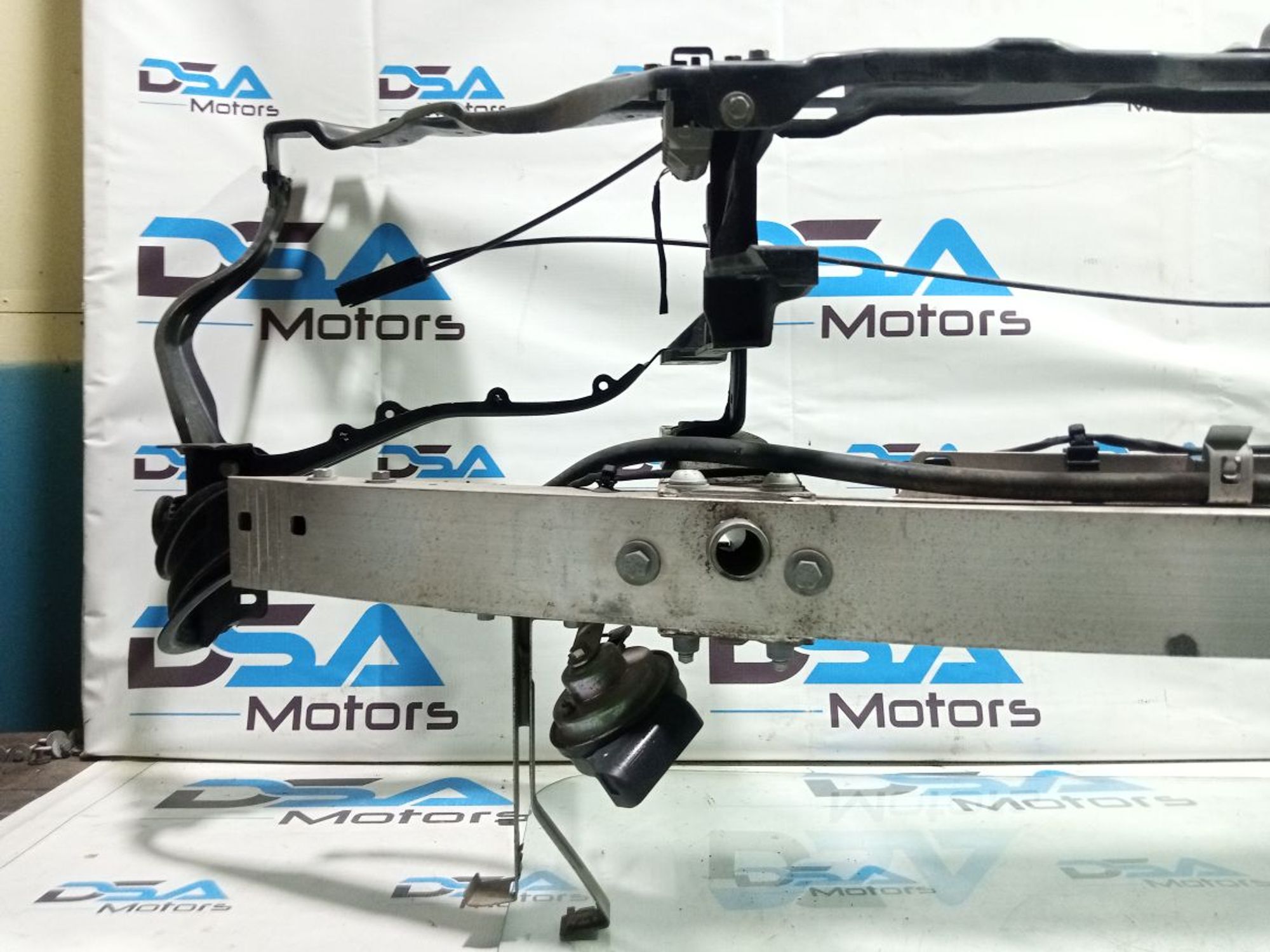 https://ycs.partsauto.market/partsauto-images/thmbs/userImages/b7628e092085f1f91467af1afb6e7630/part/7d0aaee6-3c4b-4a07-aac2-677f3a800d20_1748925053879.jpg