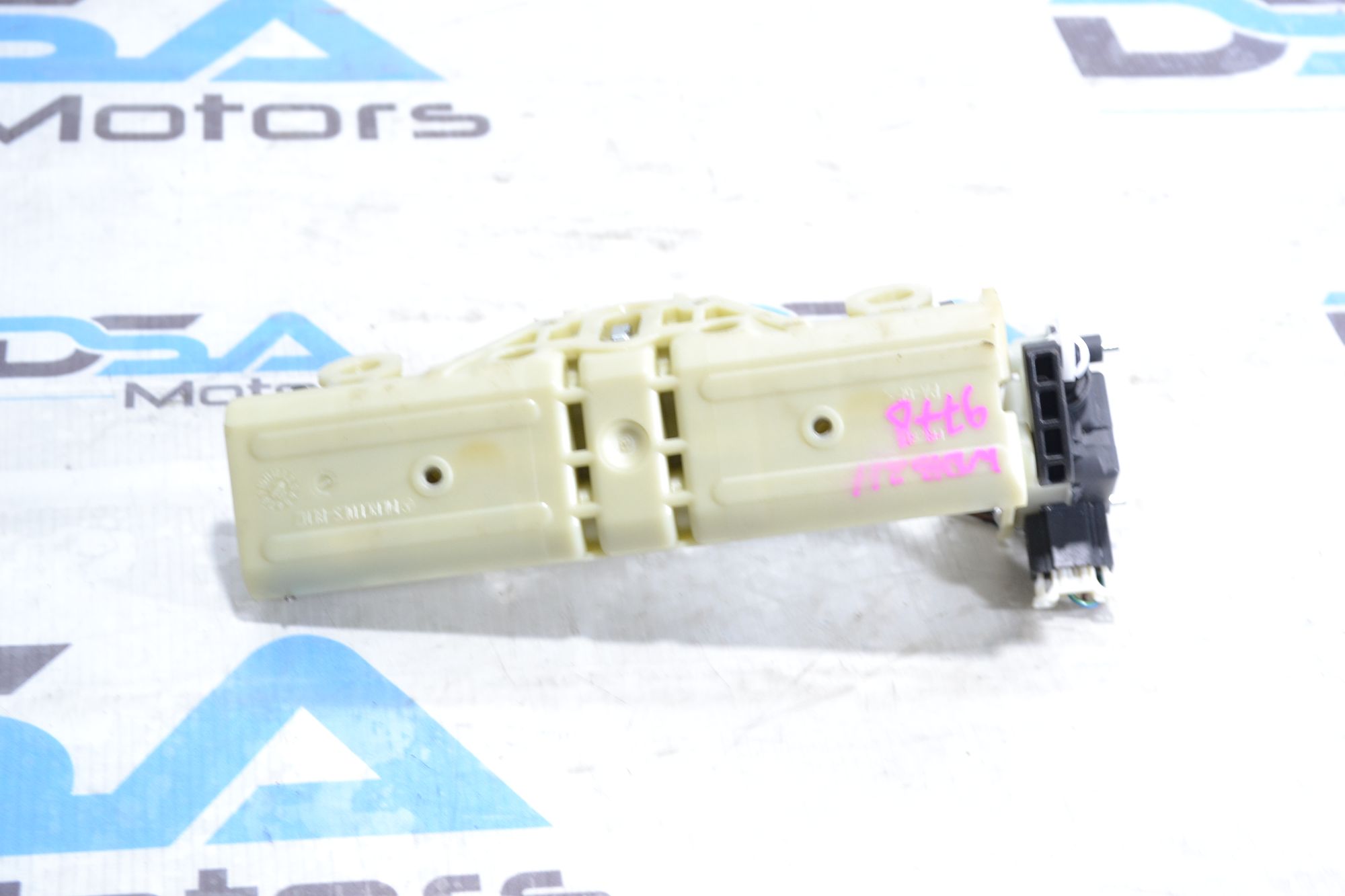 https://ycs.partsauto.market/partsauto-images/thmbs/userImages/b7628e092085f1f91467af1afb6e7630/part/7d3c8bb4-efad-4136-870b-043f823dfb50_1780558023208.jpg