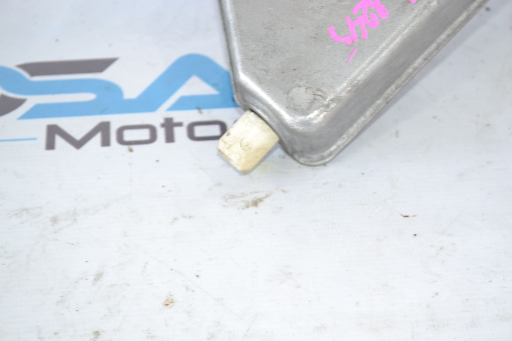 https://ycs.partsauto.market/partsauto-images/thmbs/userImages/b7628e092085f1f91467af1afb6e7630/part/7d440d6a-29cc-40cf-9754-8efcd90f8f72_1781527107261.jpg