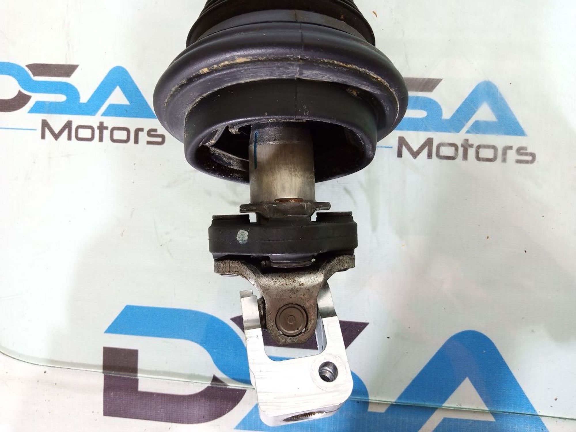 https://ycs.partsauto.market/partsauto-images/thmbs/userImages/b7628e092085f1f91467af1afb6e7630/part/7d525c20-3540-4328-a77d-57225f958e02_1730803515763.jpg