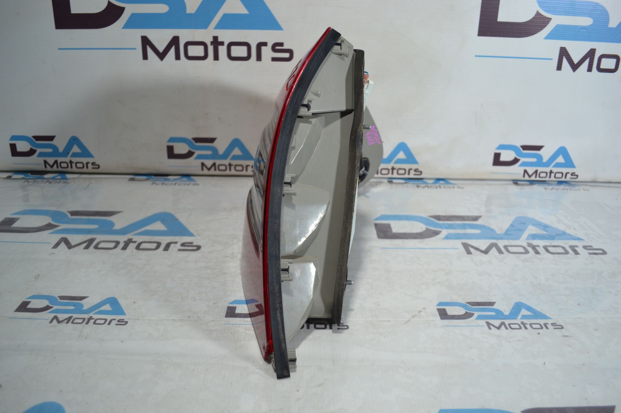 https://ycs.partsauto.market/partsauto-images/thmbs/userImages/b7628e092085f1f91467af1afb6e7630/part/7df3b5b8-94e4-428a-9777-41bf6cfb6c06_1779169000436.jpg