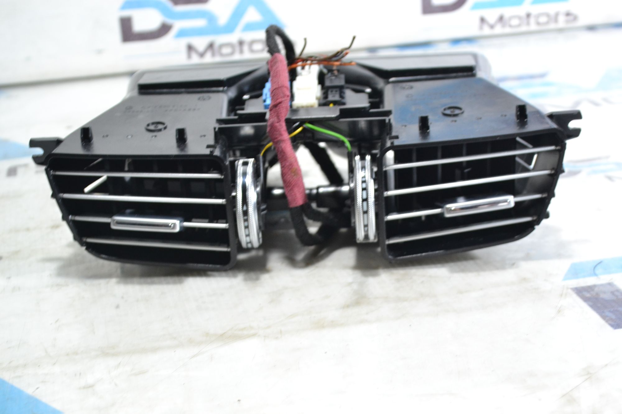 https://ycs.partsauto.market/partsauto-images/thmbs/userImages/b7628e092085f1f91467af1afb6e7630/part/7e7610be-80ab-43ae-925a-0a8fa581c8e5_1780573706284.jpg