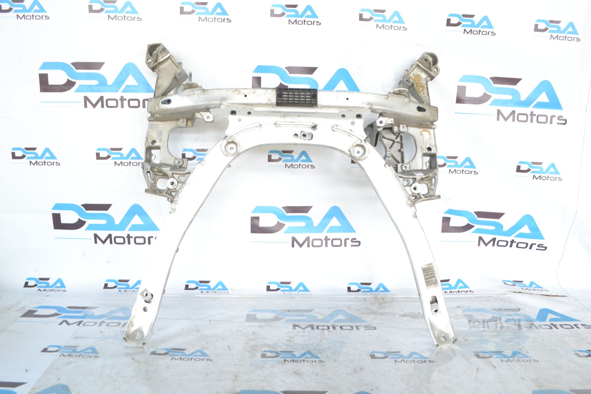 https://ycs.partsauto.market/partsauto-images/thmbs/userImages/b7628e092085f1f91467af1afb6e7630/part/7e9dc06e-1117-47d4-81c1-f8631b151cdf_1781676310493.jpg
