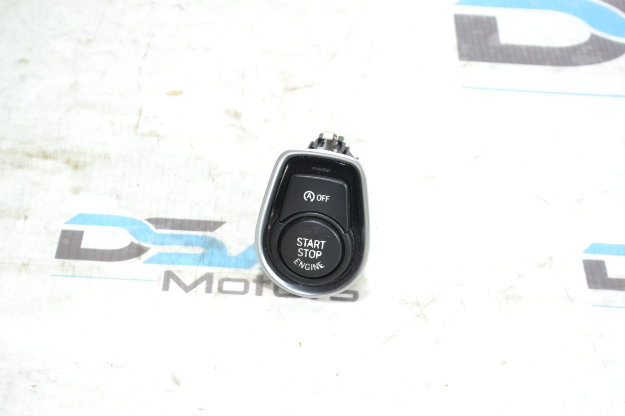 https://ycs.partsauto.market/partsauto-images/thmbs/userImages/b7628e092085f1f91467af1afb6e7630/part/7ebfc00a-7634-4749-9c4f-dff3b51d818d_1781594648304.jpg