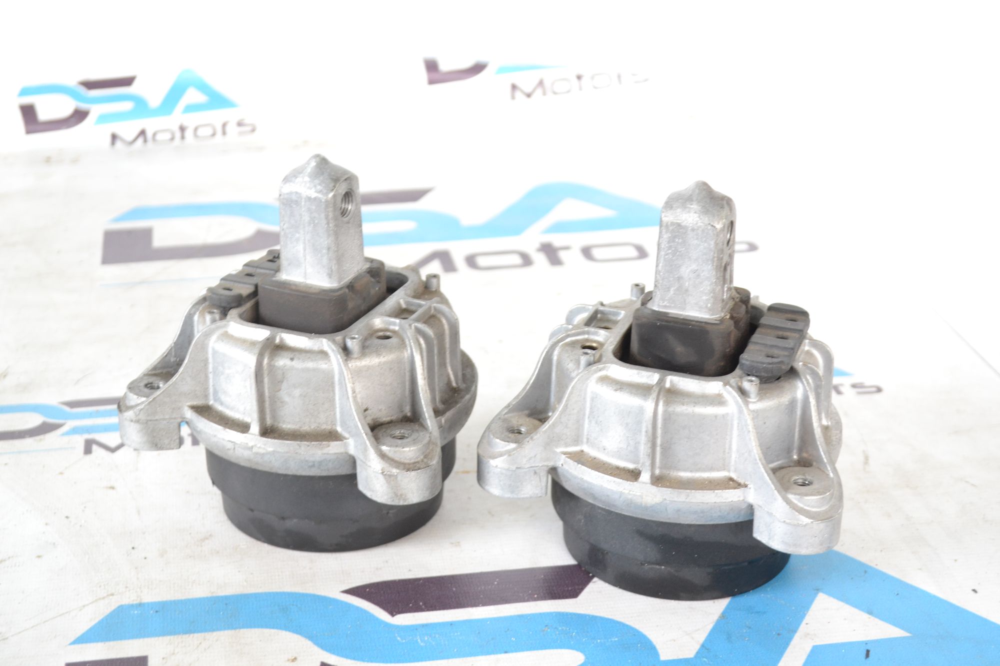 https://ycs.partsauto.market/partsauto-images/thmbs/userImages/b7628e092085f1f91467af1afb6e7630/part/7ece0b66-ff5d-4bca-bdb2-beb24bcca7fc_1785312698706.jpg