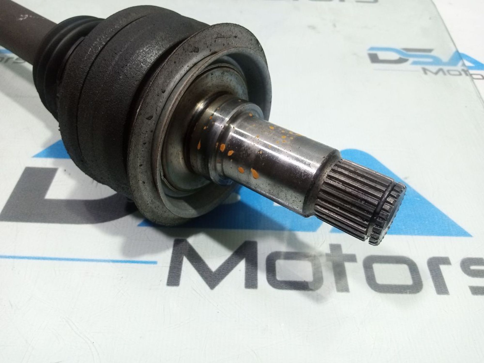https://ycs.partsauto.market/partsauto-images/thmbs/userImages/b7628e092085f1f91467af1afb6e7630/part/7eeeb13e-41b1-47a0-8277-352458dfd26a_1747897529976.jpg