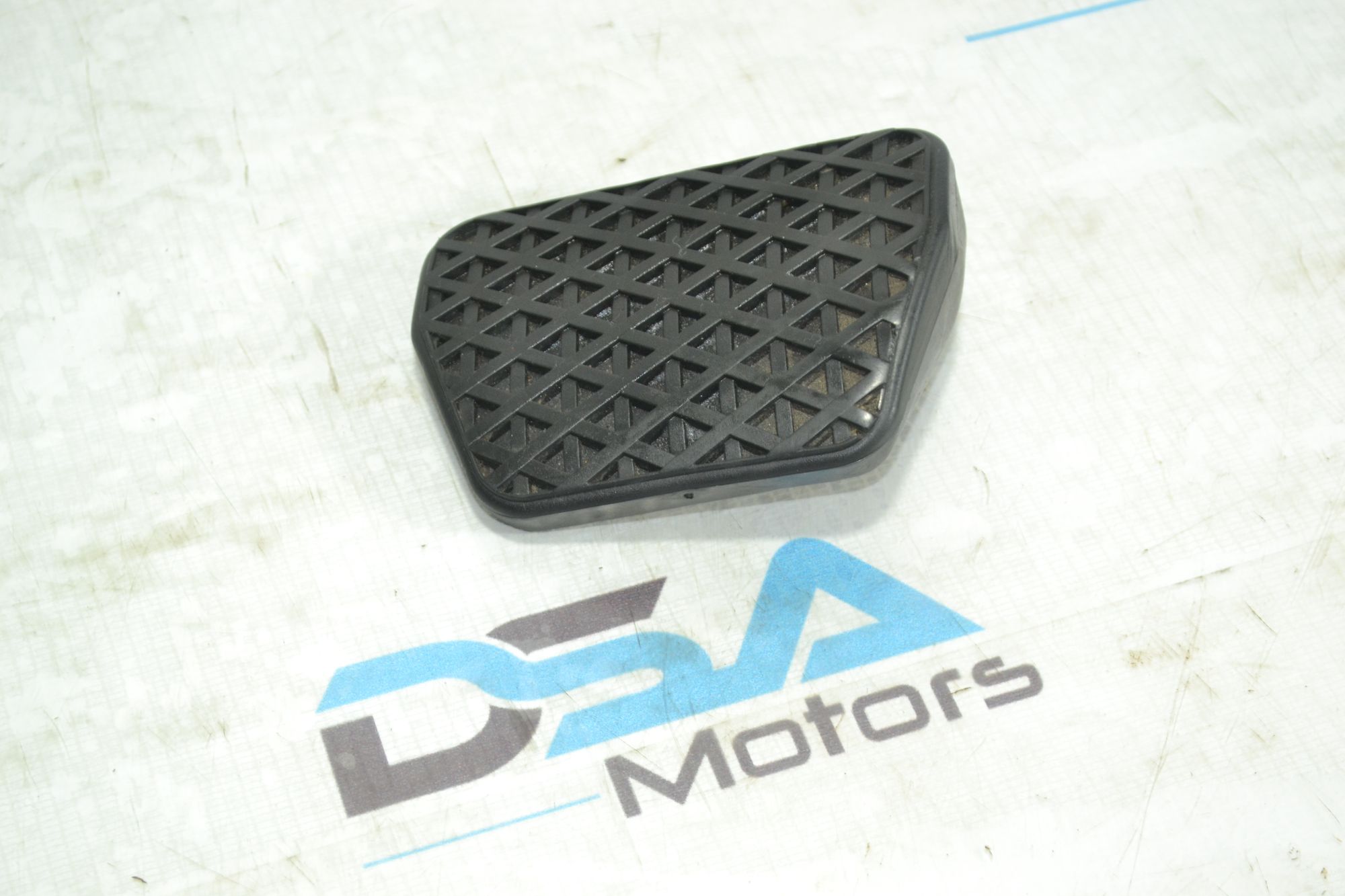 https://ycs.partsauto.market/partsauto-images/thmbs/userImages/b7628e092085f1f91467af1afb6e7630/part/7f262ffb-201a-4524-94e0-cbc2f2ee9775_1781250544707.jpg