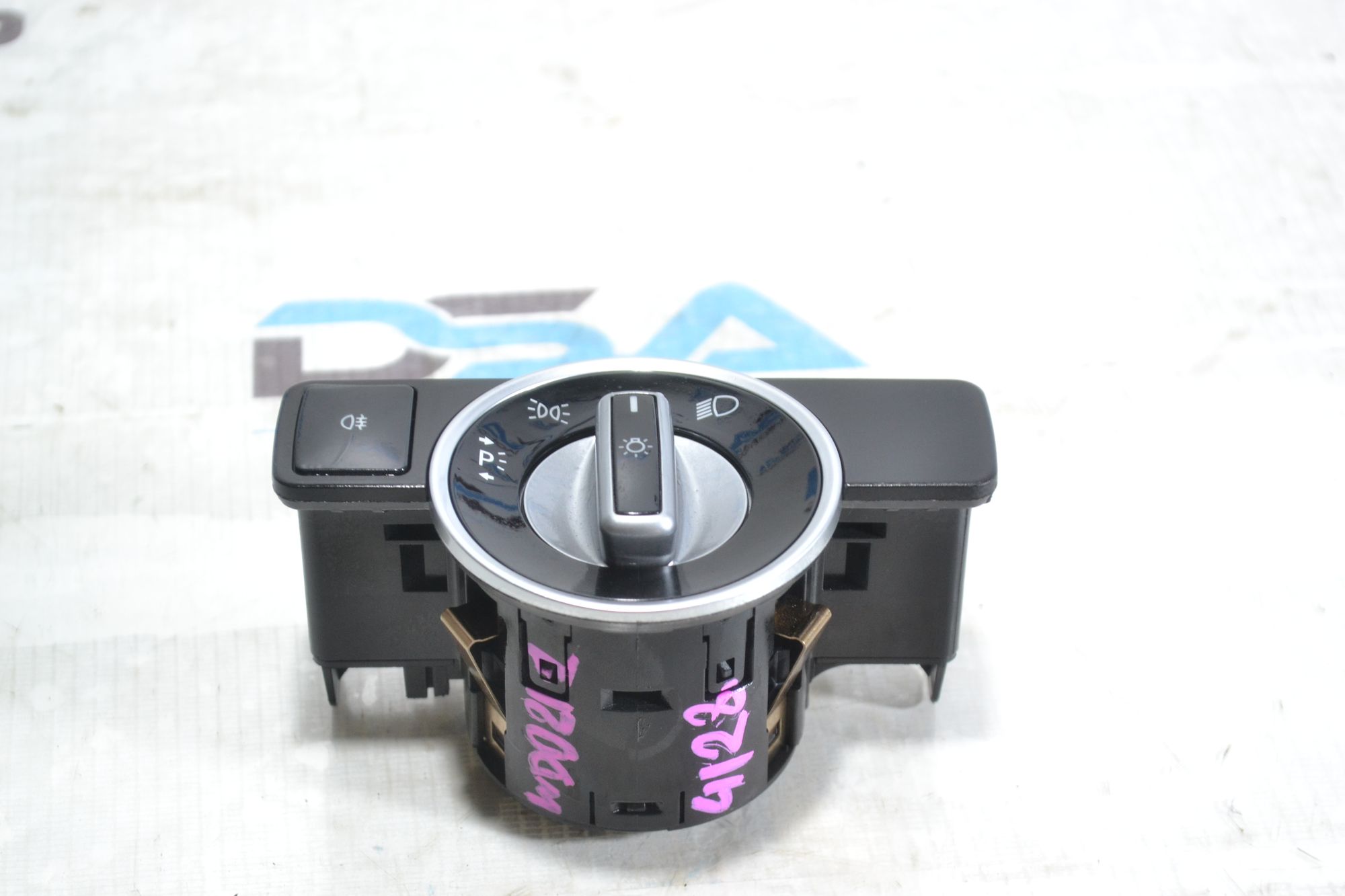 https://ycs.partsauto.market/partsauto-images/thmbs/userImages/b7628e092085f1f91467af1afb6e7630/part/7f592c5b-5a58-4b37-8a67-34f9865e00f2_1780991667138.jpg