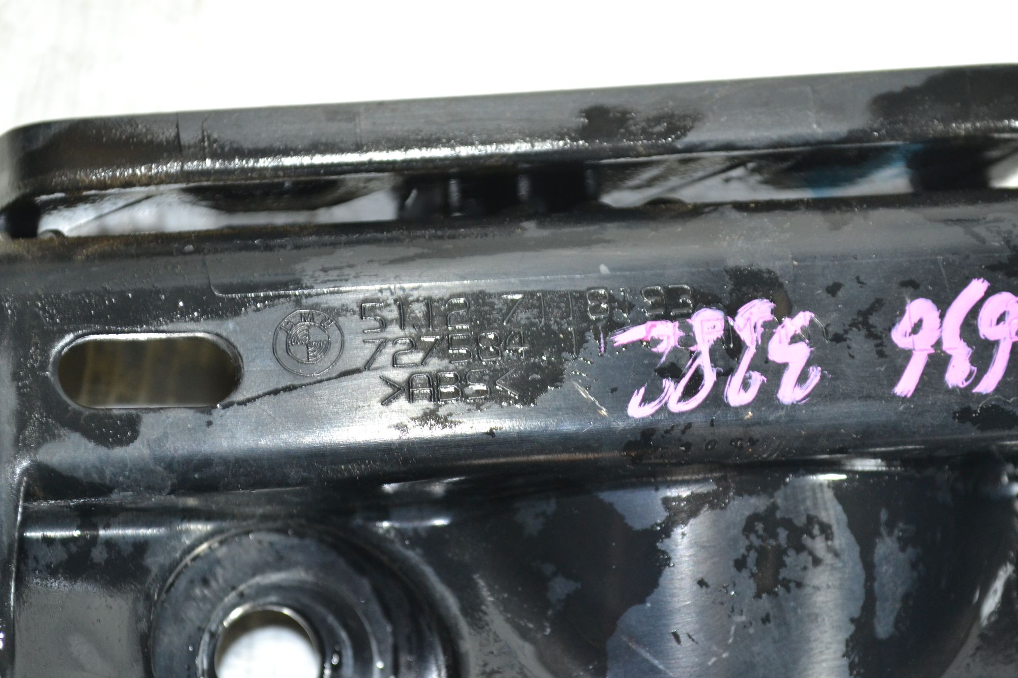 https://ycs.partsauto.market/partsauto-images/thmbs/userImages/b7628e092085f1f91467af1afb6e7630/part/7f79530a-75d9-49a6-a014-37122c3cc1e9_1781598953545.jpg