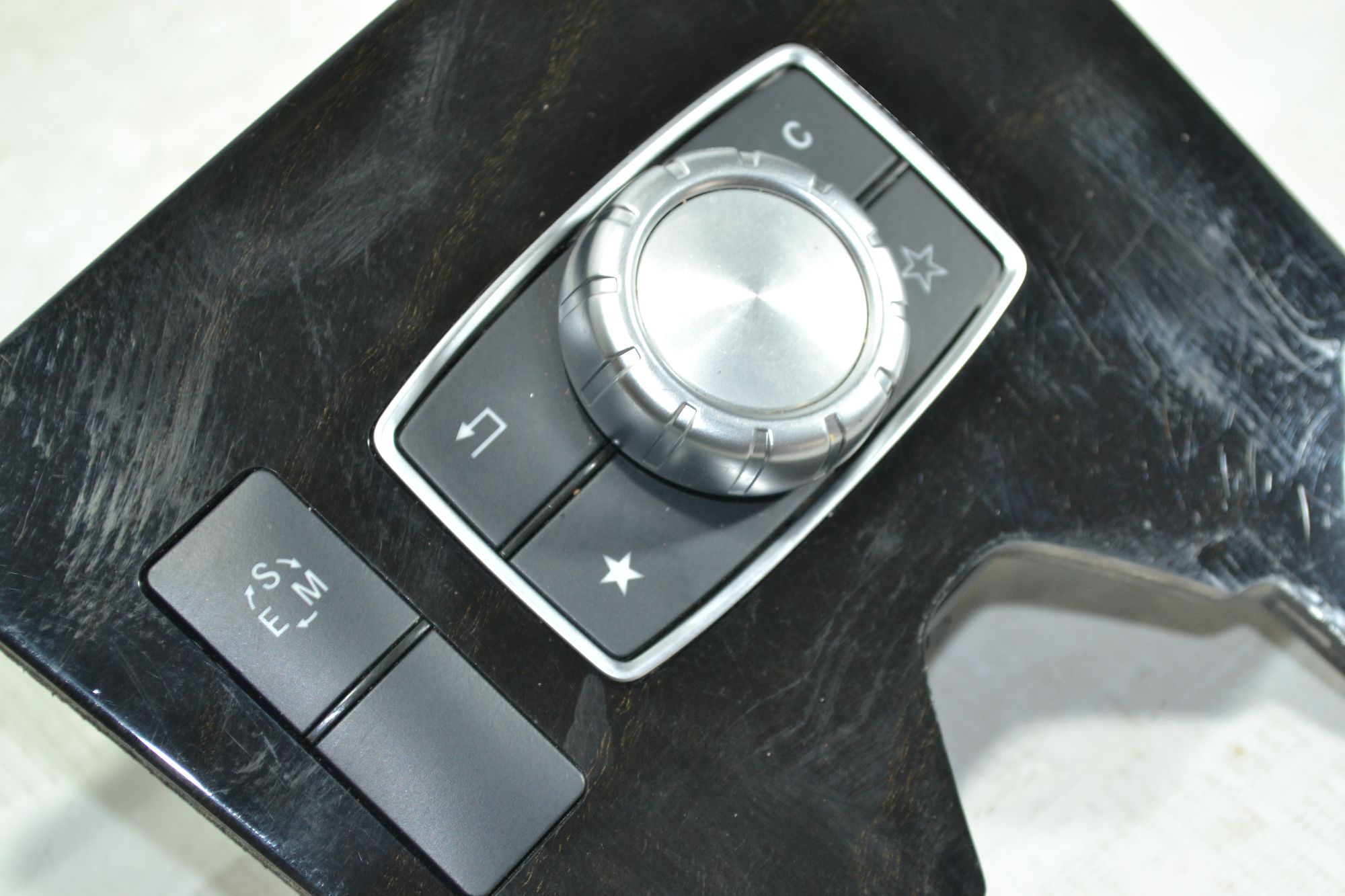 https://ycs.partsauto.market/partsauto-images/thmbs/userImages/b7628e092085f1f91467af1afb6e7630/part/80404ce3-bc11-471a-8207-39da75150029_1780041344263.jpg