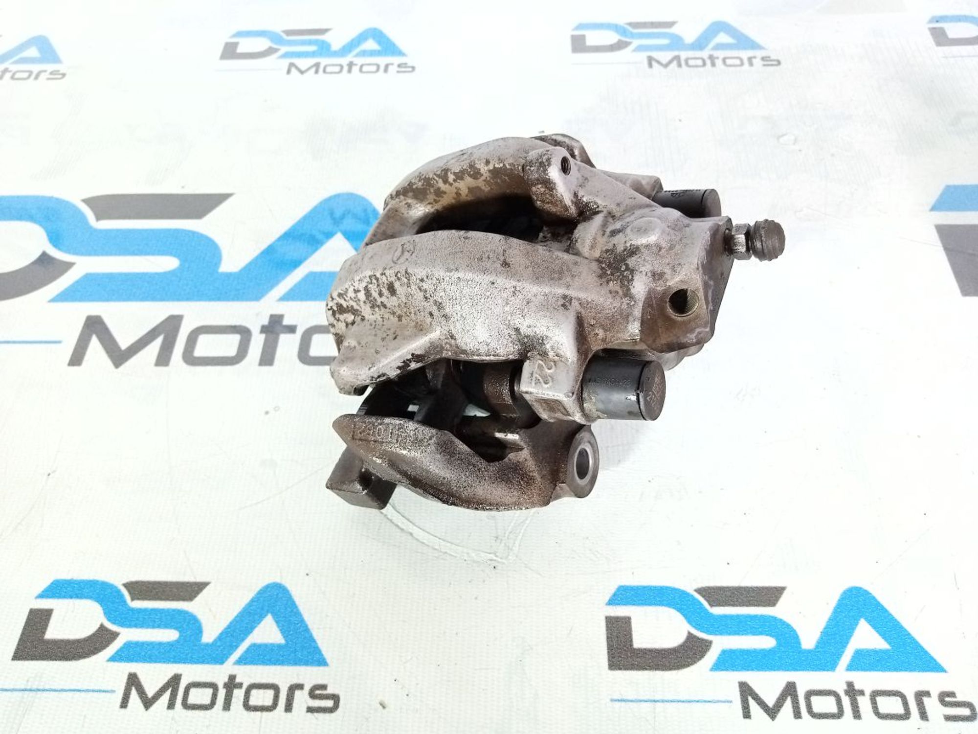 https://ycs.partsauto.market/partsauto-images/thmbs/userImages/b7628e092085f1f91467af1afb6e7630/part/805473d5-2712-411a-a956-9f09756f5648_1740823069154.jpg