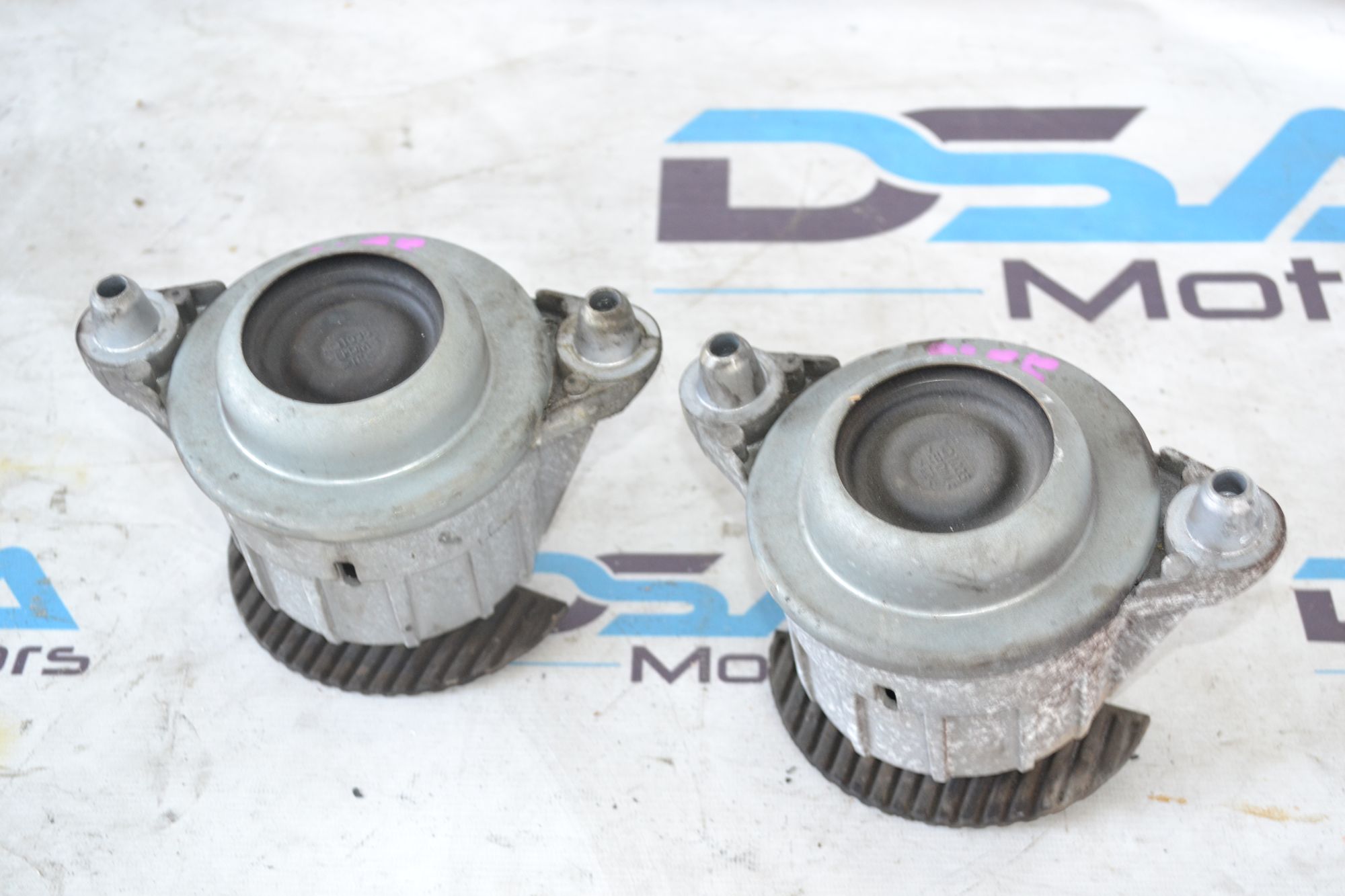 https://ycs.partsauto.market/partsauto-images/thmbs/userImages/b7628e092085f1f91467af1afb6e7630/part/8127a117-7389-4e6c-9b05-ccf88e6ffc13_1785314466358.jpg