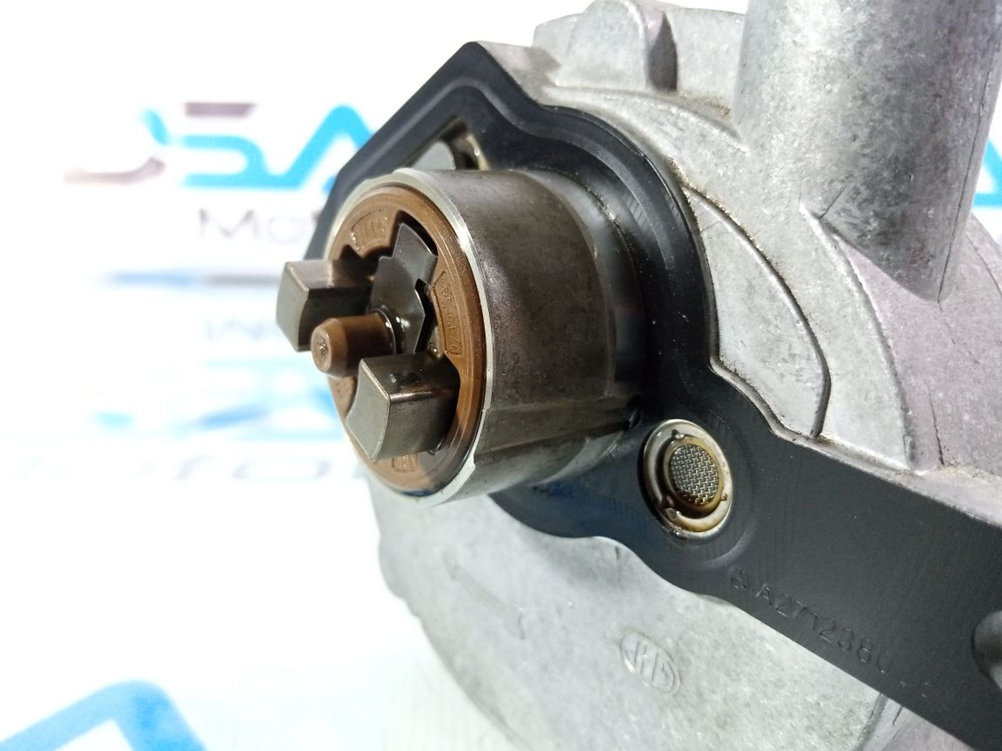 https://ycs.partsauto.market/partsauto-images/thmbs/userImages/b7628e092085f1f91467af1afb6e7630/part/813b721c-344f-4feb-953c-836f9a07479c_1740142625102.jpg