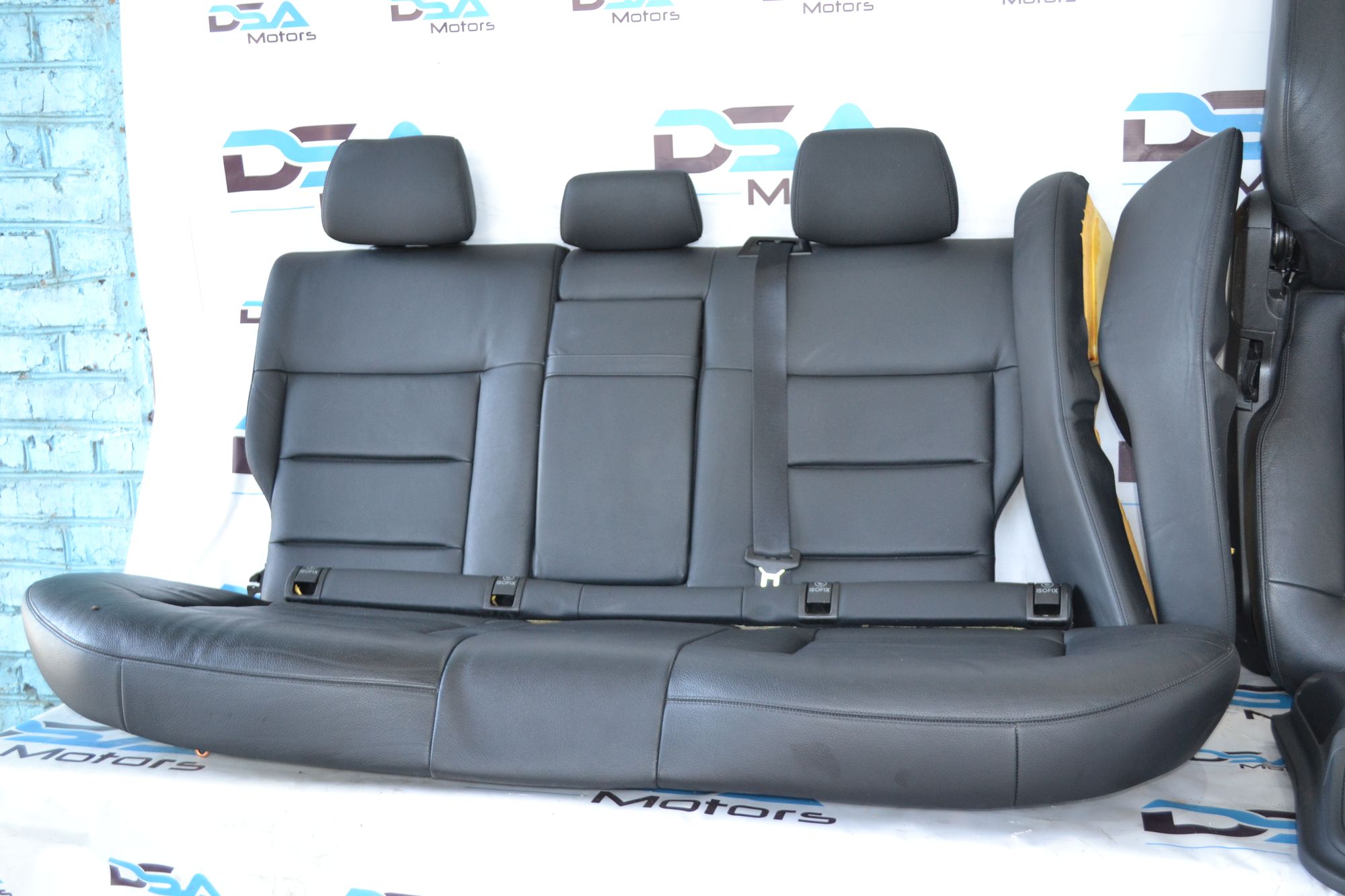 https://ycs.partsauto.market/partsauto-images/thmbs/userImages/b7628e092085f1f91467af1afb6e7630/part/813cea3f-9219-47af-a06c-9af30f55814d_1783945582280.jpg
