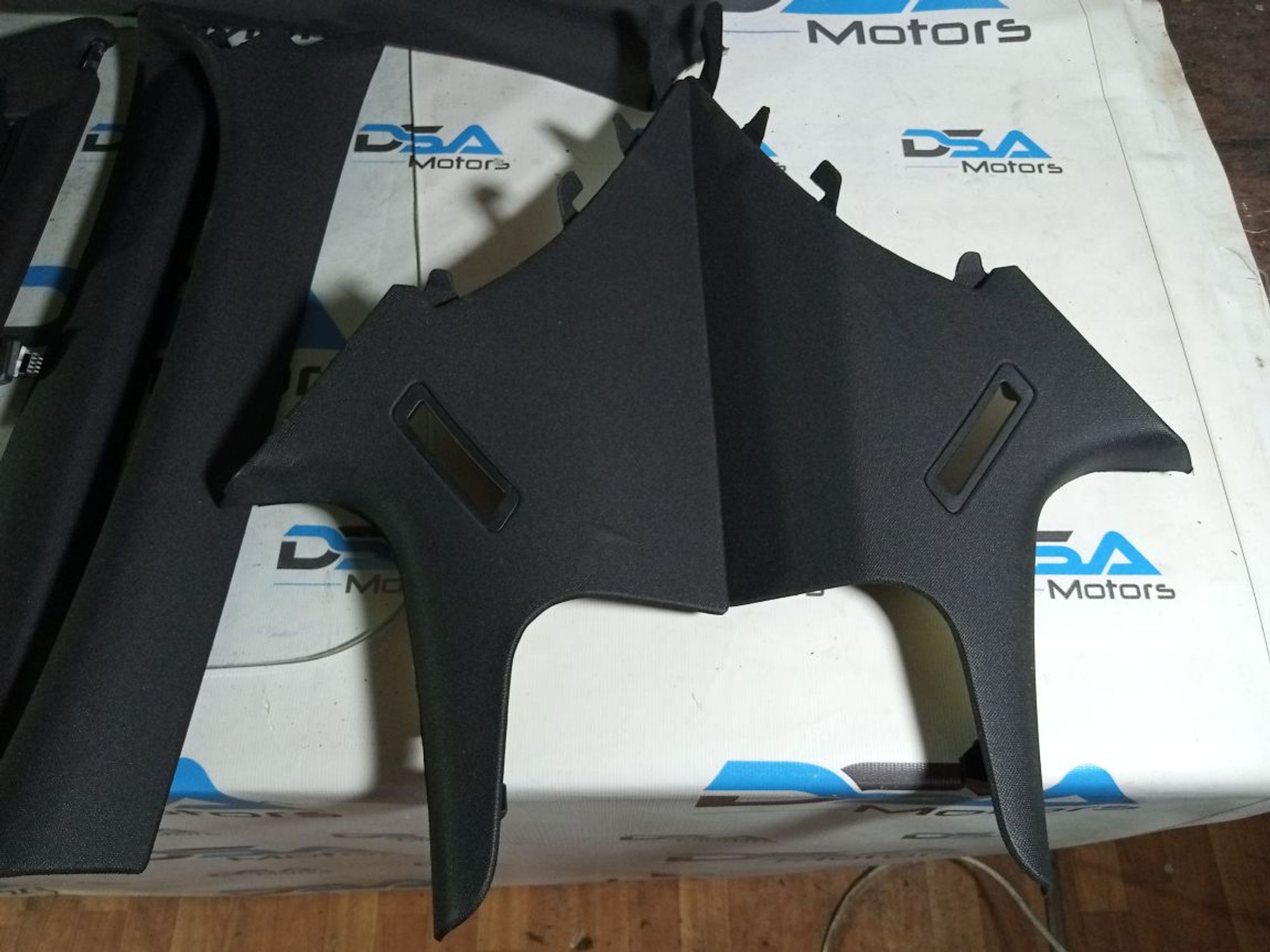 https://ycs.partsauto.market/partsauto-images/thmbs/userImages/b7628e092085f1f91467af1afb6e7630/part/8144930e-1ff6-4223-a2ed-82293f8a7875_1741861040773.jpg