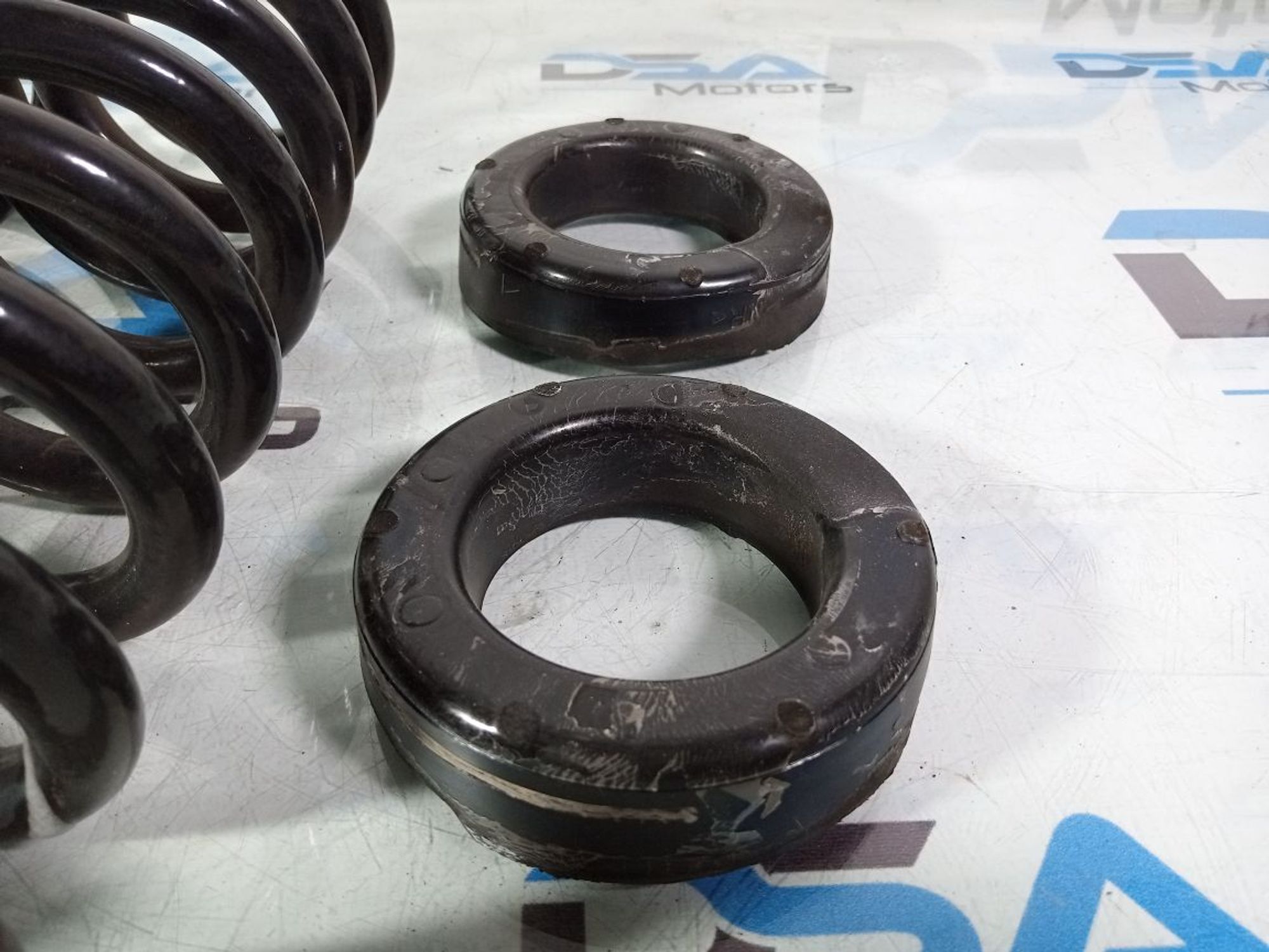 https://ycs.partsauto.market/partsauto-images/thmbs/userImages/b7628e092085f1f91467af1afb6e7630/part/827483f4-5fa2-4349-b02a-b6c01268302c_1737357105453.jpg