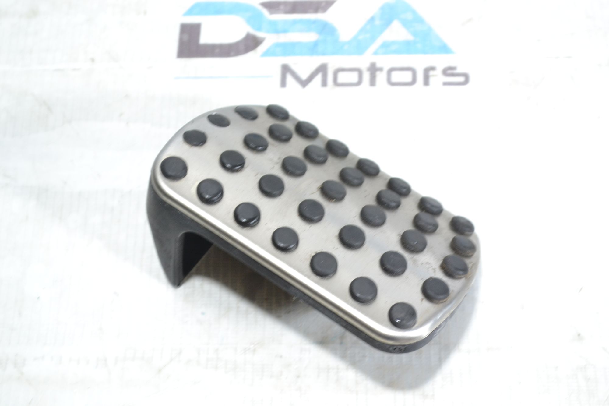 https://ycs.partsauto.market/partsauto-images/thmbs/userImages/b7628e092085f1f91467af1afb6e7630/part/8292d65f-2111-4e29-b63a-c1d6b9d9271b_1780994484236.jpg
