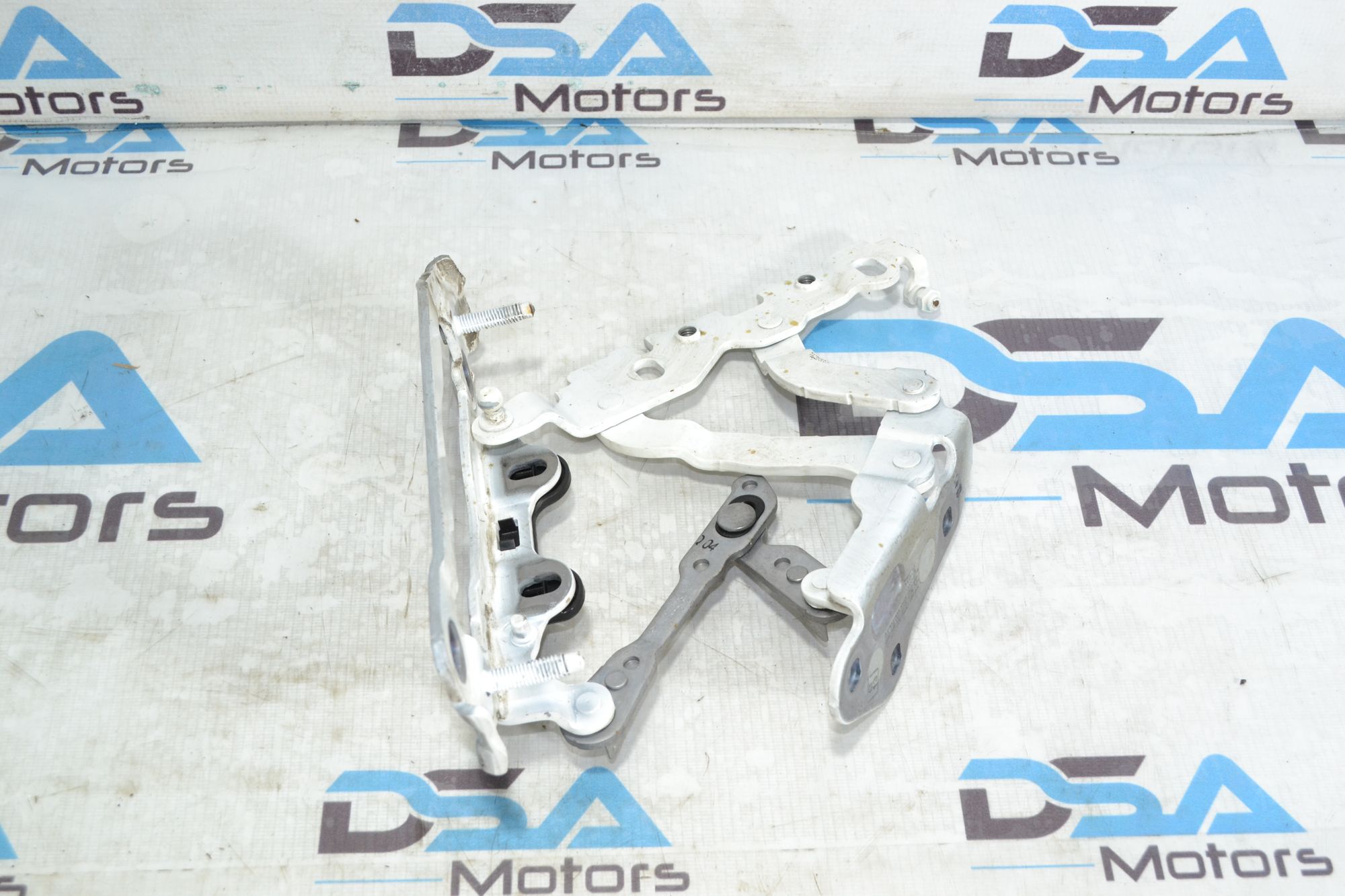 https://ycs.partsauto.market/partsauto-images/thmbs/userImages/b7628e092085f1f91467af1afb6e7630/part/82f937f9-a68e-4152-bfc2-21dbbe1180dd_1781269314977.jpg