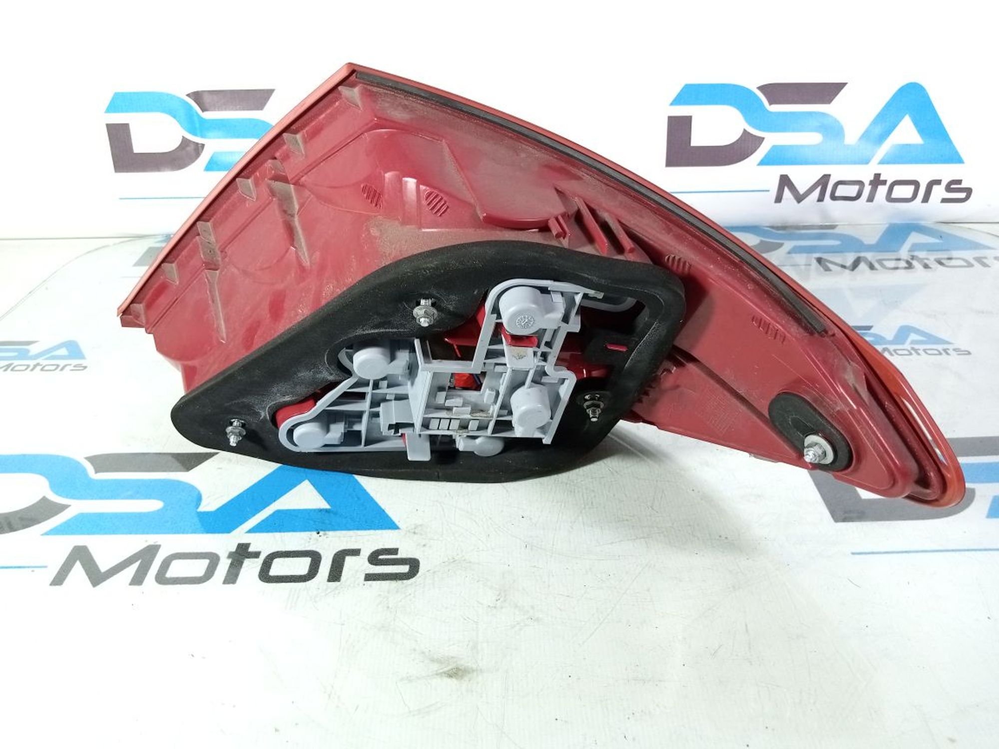 https://ycs.partsauto.market/partsauto-images/thmbs/userImages/b7628e092085f1f91467af1afb6e7630/part/83360ed8-c271-42fe-addd-07bdf97ec243_1741088294048.jpg