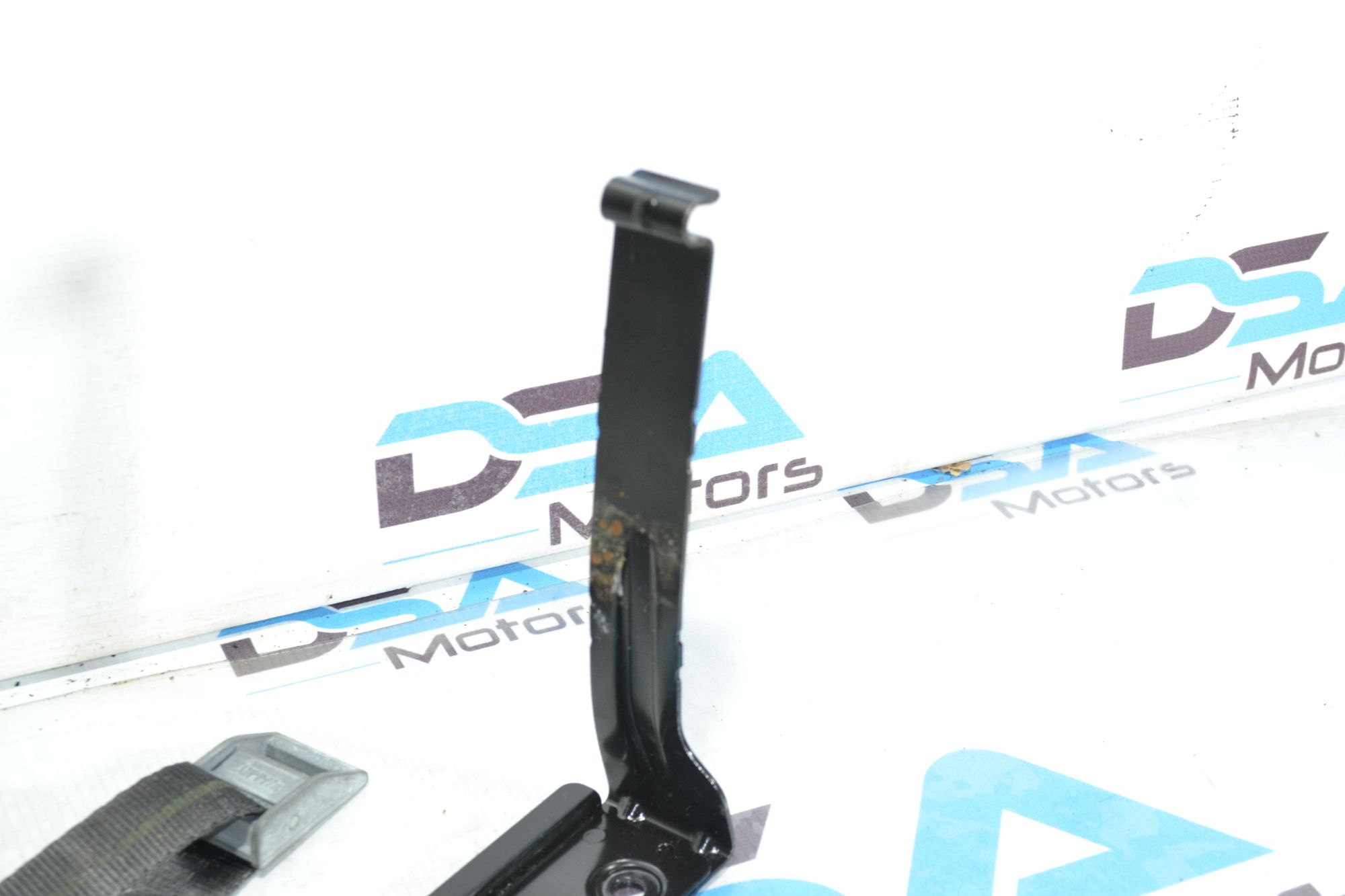 https://ycs.partsauto.market/partsauto-images/thmbs/userImages/b7628e092085f1f91467af1afb6e7630/part/83961ba9-ecc4-4ddf-b526-58c3d11517ef_1780317852510.jpg