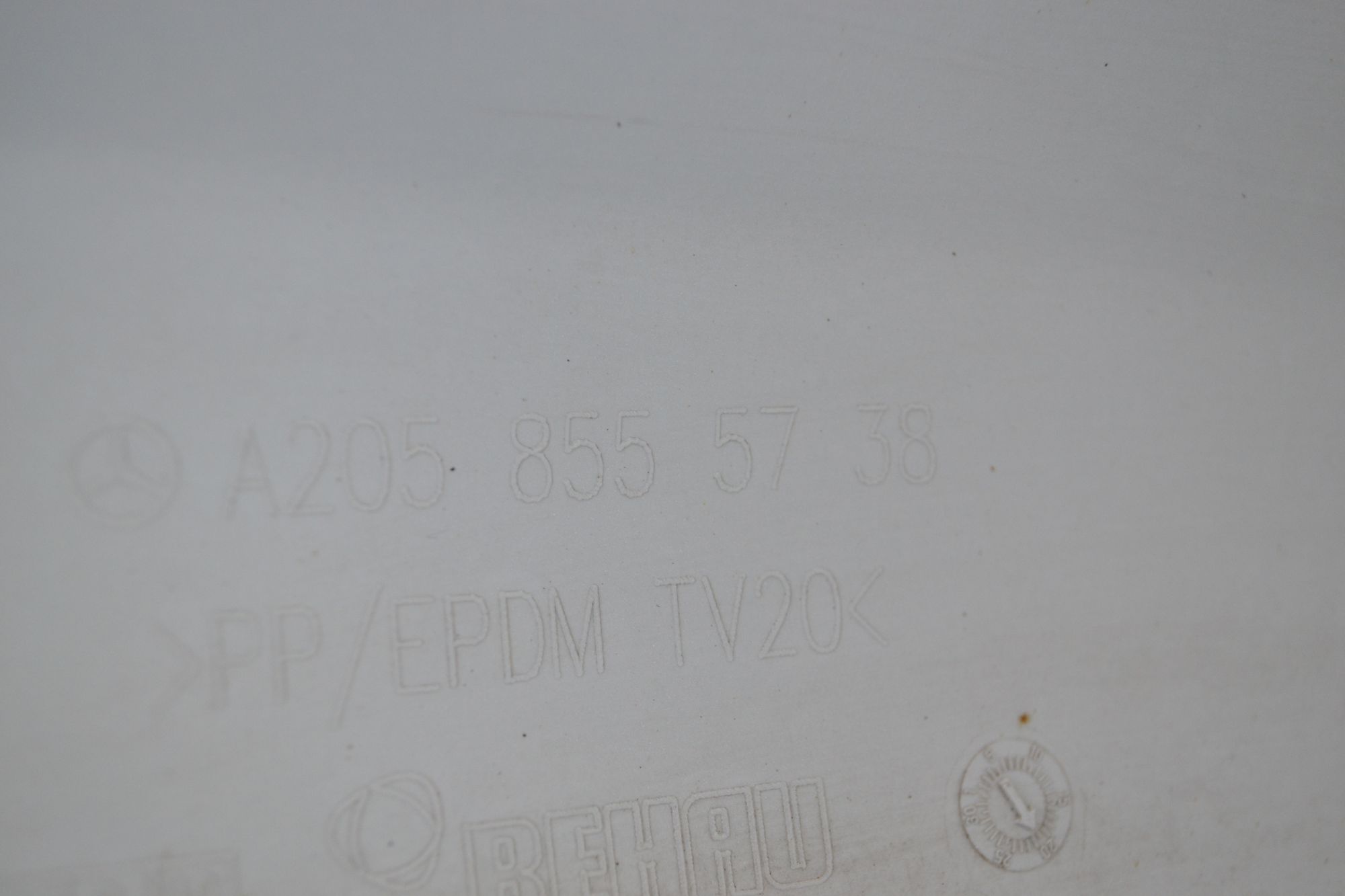 https://ycs.partsauto.market/partsauto-images/thmbs/userImages/b7628e092085f1f91467af1afb6e7630/part/83ae36ff-677d-4336-8e56-c2d9a6f3e312_1784530819475.jpg