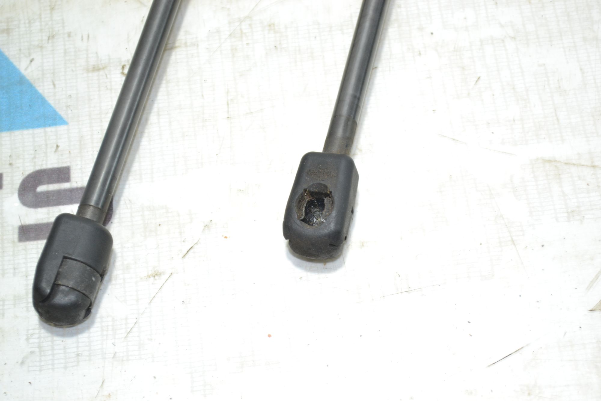 https://ycs.partsauto.market/partsauto-images/thmbs/userImages/b7628e092085f1f91467af1afb6e7630/part/83d336cb-c962-4989-815c-96324939beba_1785393392474.jpg