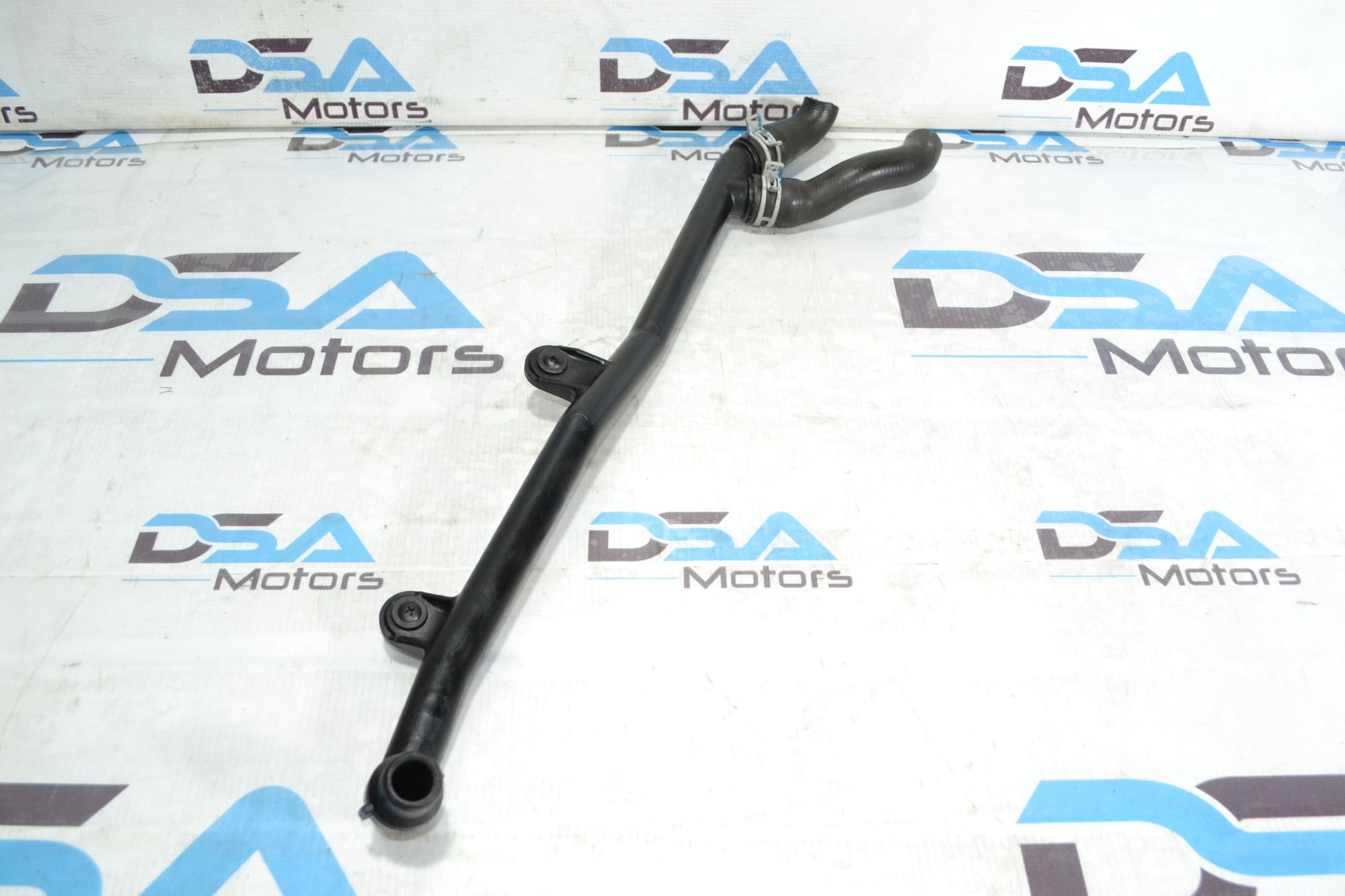 https://ycs.partsauto.market/partsauto-images/thmbs/userImages/b7628e092085f1f91467af1afb6e7630/part/8494c225-d096-467f-9fad-fa878158636c_1780648565064.jpg