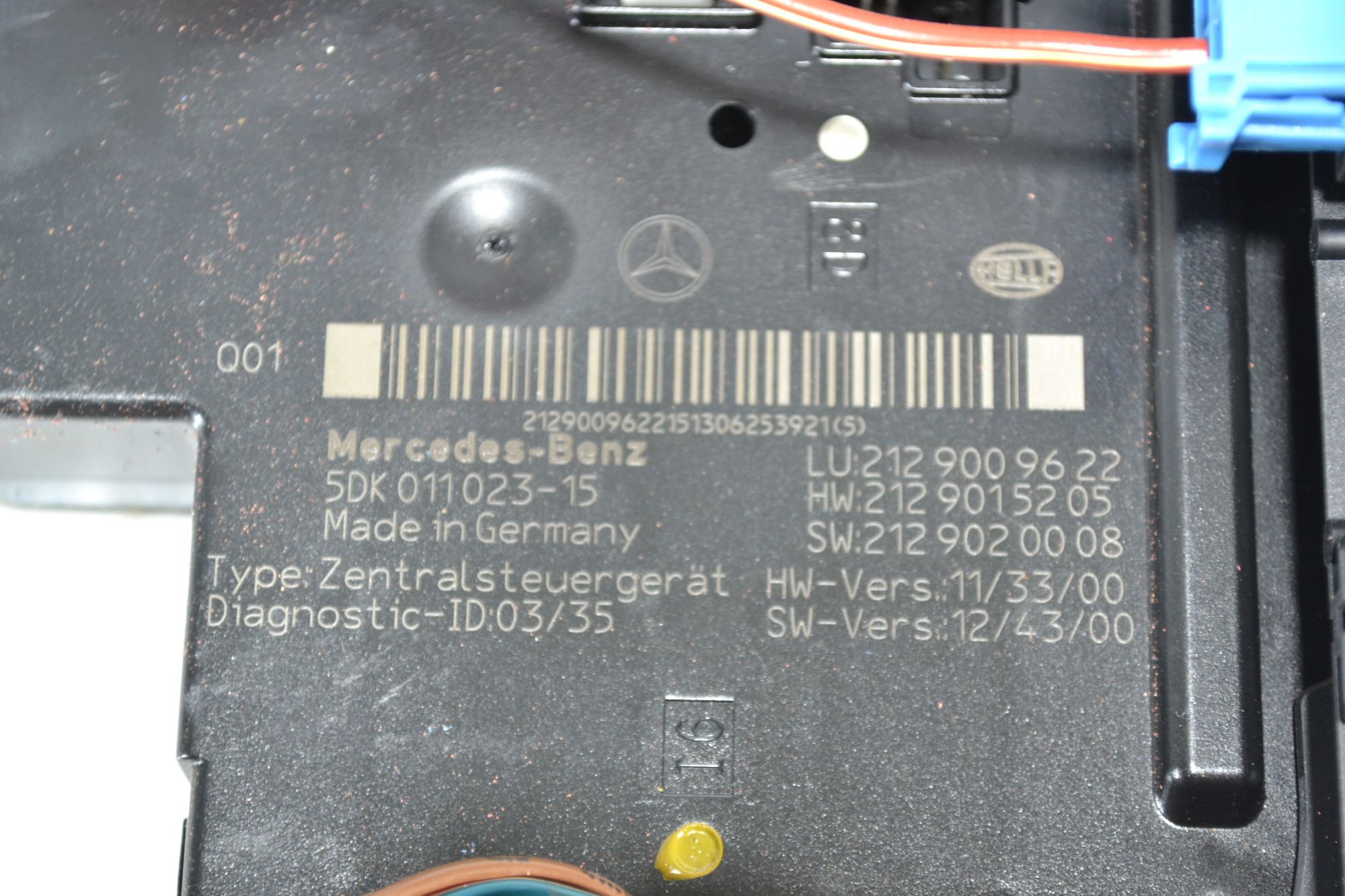 https://ycs.partsauto.market/partsauto-images/thmbs/userImages/b7628e092085f1f91467af1afb6e7630/part/849552b4-dce9-4dfe-8b82-39914baeeba6_1779111963396.jpg