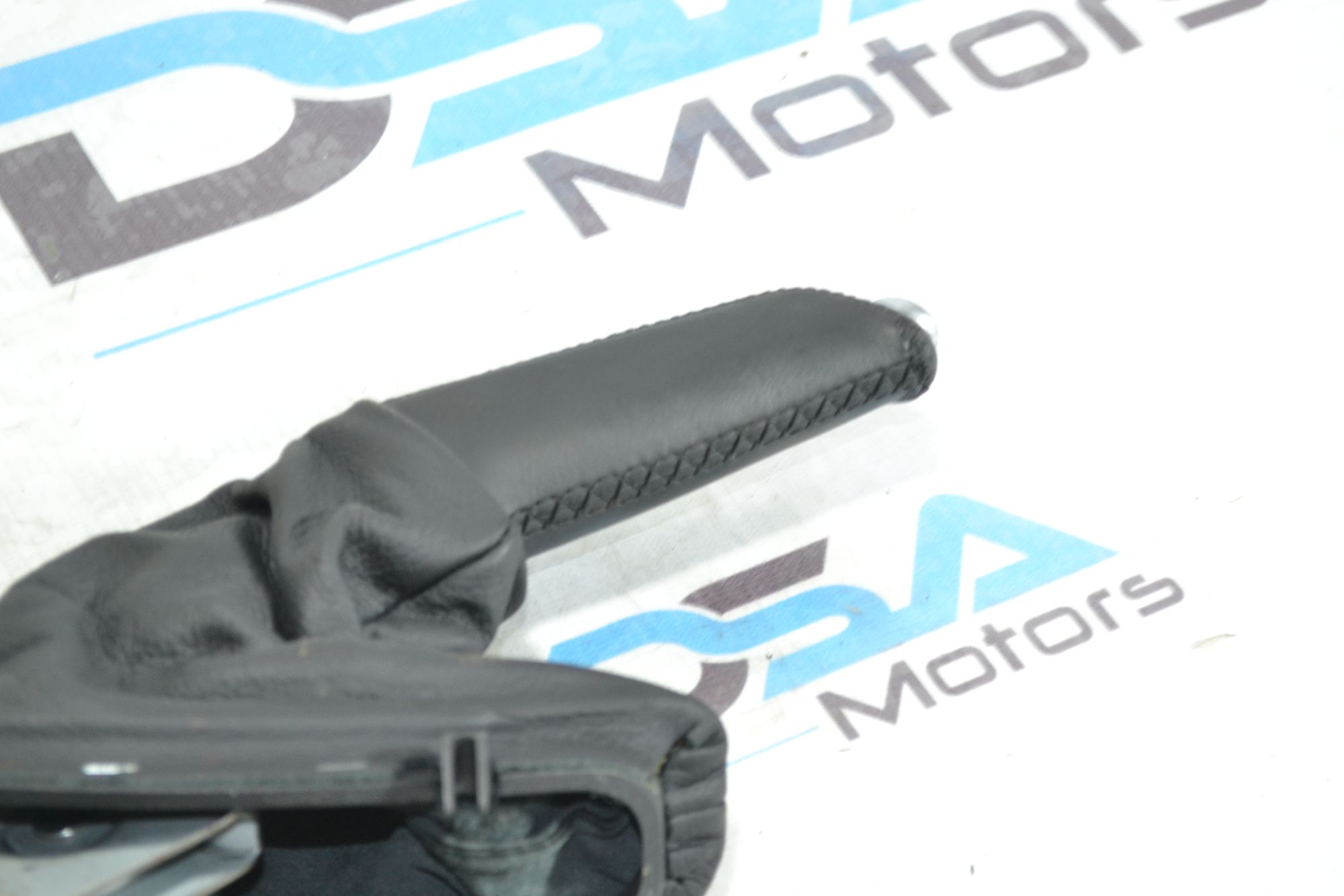 https://ycs.partsauto.market/partsauto-images/thmbs/userImages/b7628e092085f1f91467af1afb6e7630/part/84c42d61-2112-4426-b543-054e74f3cf0e_1780476709906.jpg