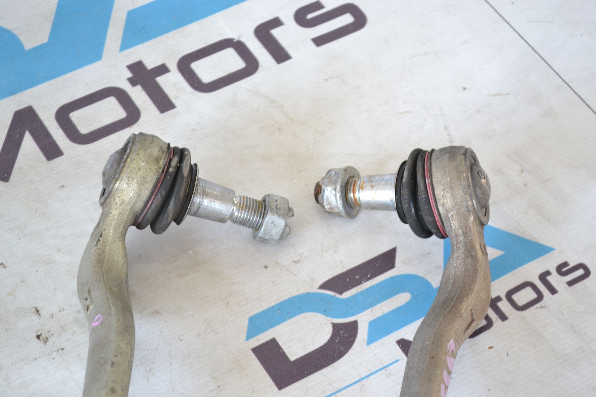 https://ycs.partsauto.market/partsauto-images/thmbs/userImages/b7628e092085f1f91467af1afb6e7630/part/850ade42-6545-4a5e-9c03-231cb70ccc8f_1785326900520.jpg