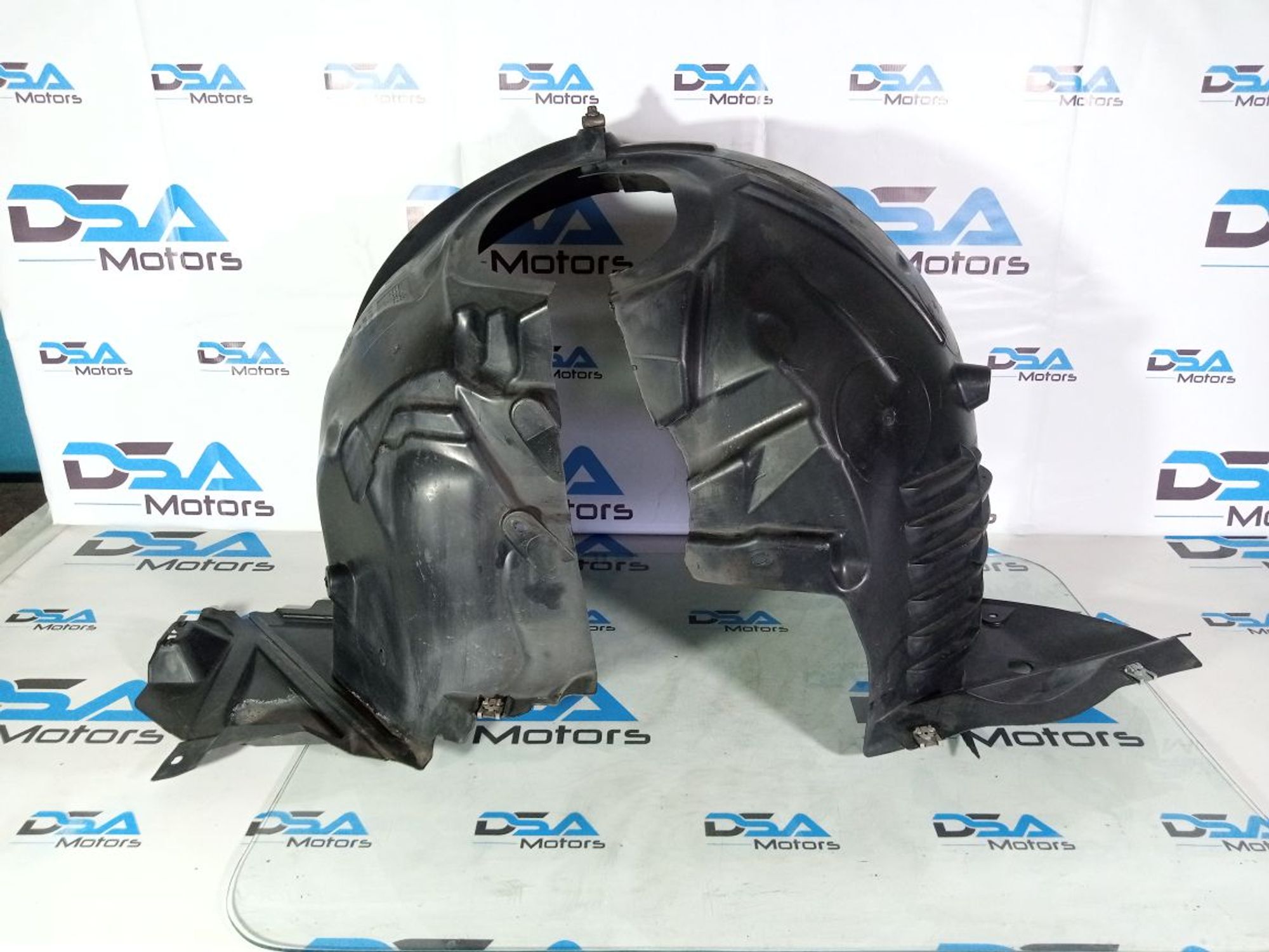 https://ycs.partsauto.market/partsauto-images/thmbs/userImages/b7628e092085f1f91467af1afb6e7630/part/85542031-fae1-4588-a028-847e4dea5ca1_1740838680435.jpg