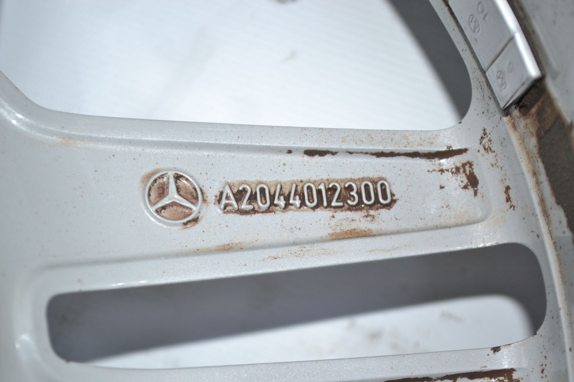 https://ycs.partsauto.market/partsauto-images/thmbs/userImages/b7628e092085f1f91467af1afb6e7630/part/856cab10-deeb-43b7-8501-cbb77b0444e1_1784614544805.jpg