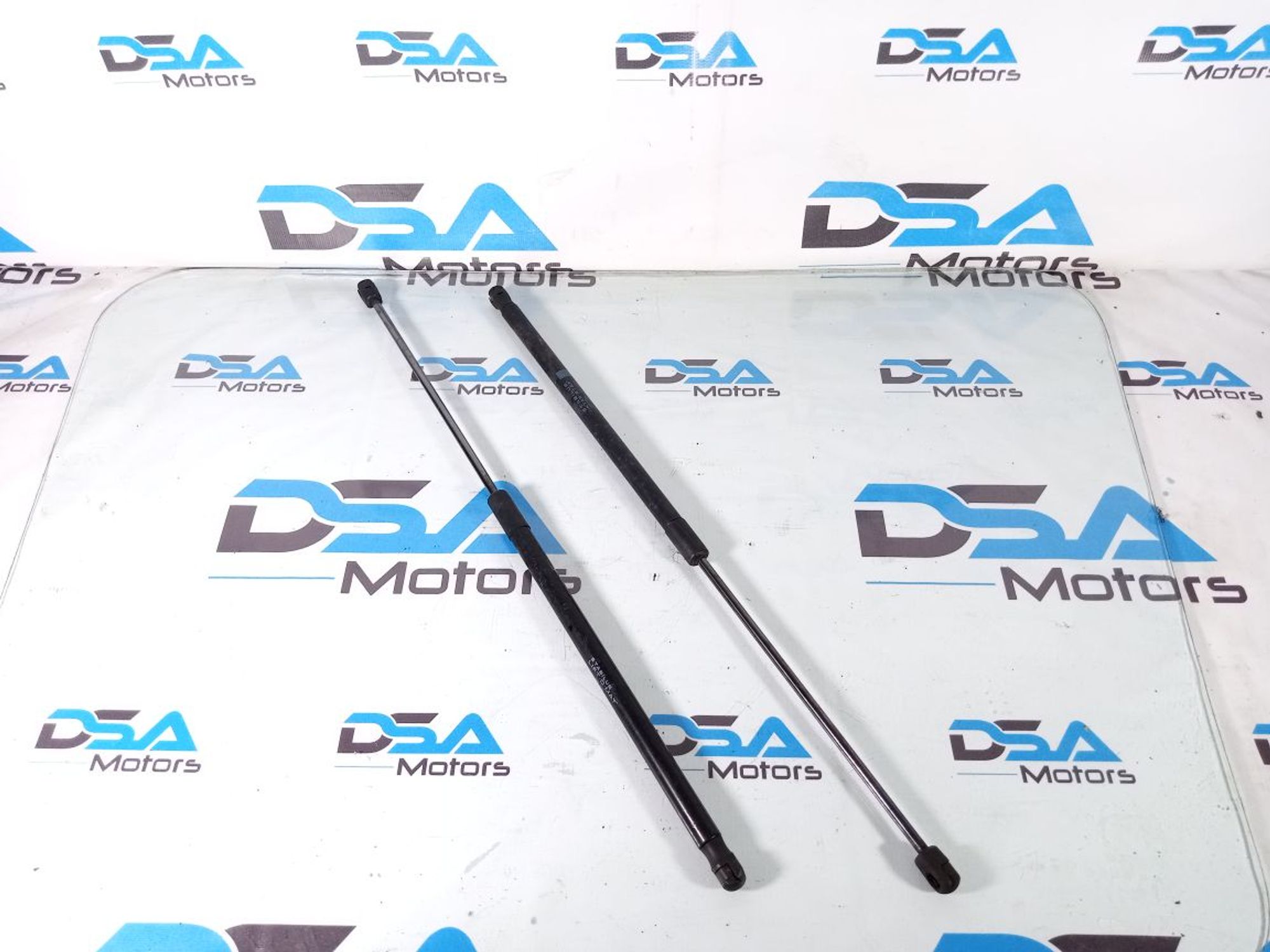 https://ycs.partsauto.market/partsauto-images/thmbs/userImages/b7628e092085f1f91467af1afb6e7630/part/85928026-c639-4010-82ac-e69745b59f20_1720778641696.jpg