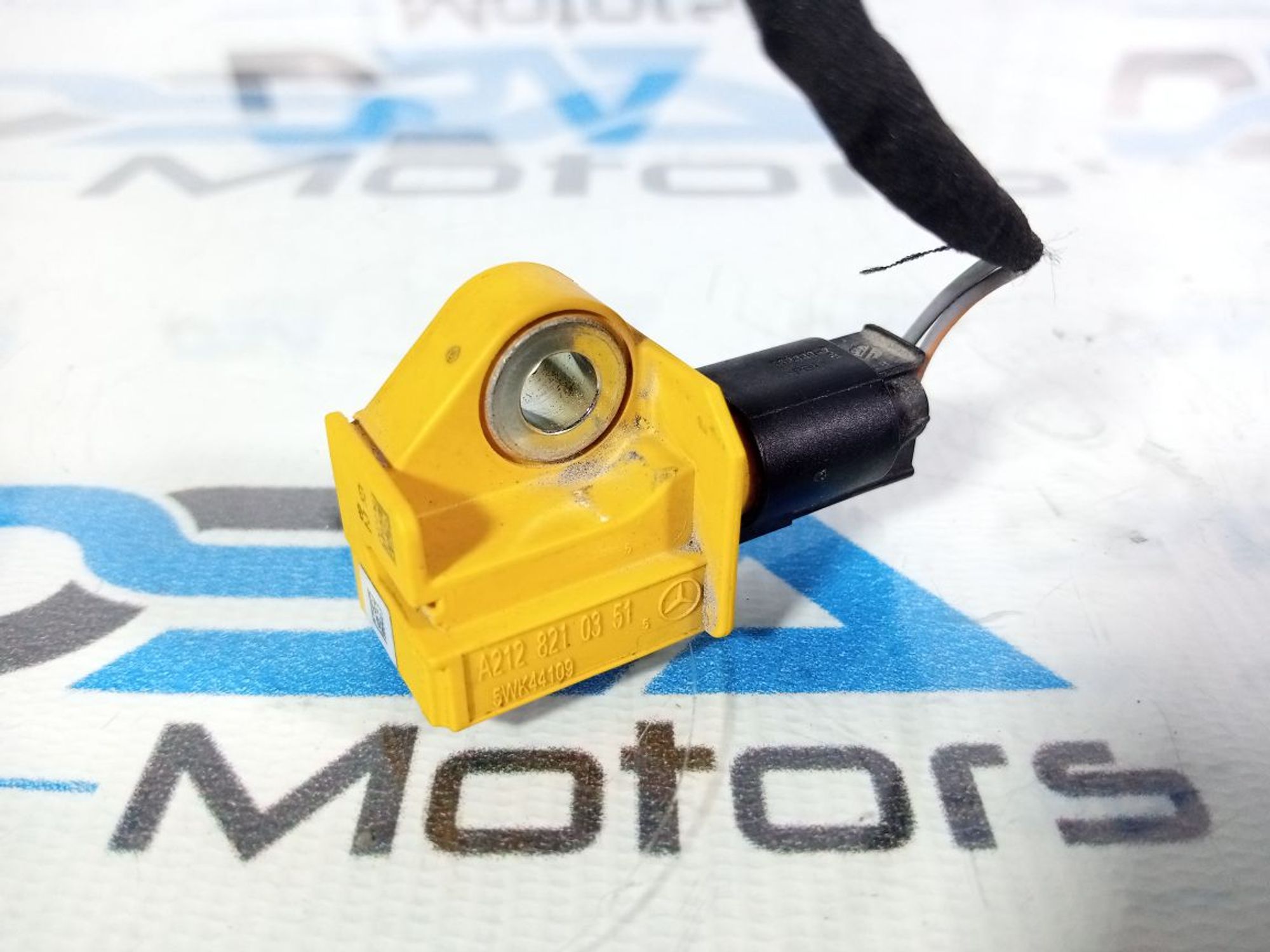 https://ycs.partsauto.market/partsauto-images/thmbs/userImages/b7628e092085f1f91467af1afb6e7630/part/85f1f57b-593d-4c65-b7a4-112973459260_1740140165214.jpg