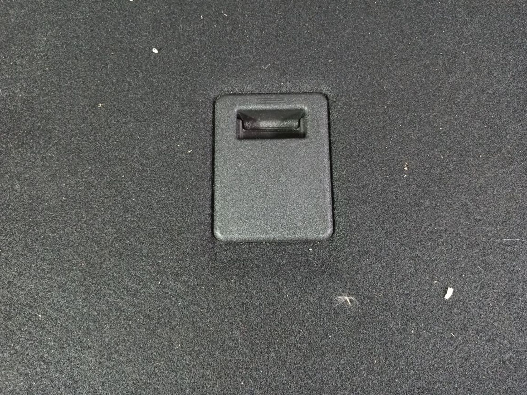 https://ycs.partsauto.market/partsauto-images/thmbs/userImages/b7628e092085f1f91467af1afb6e7630/part/863b3dbf-4ddf-4ebd-84e0-2173b20d0eb6_1744898840444.jpg