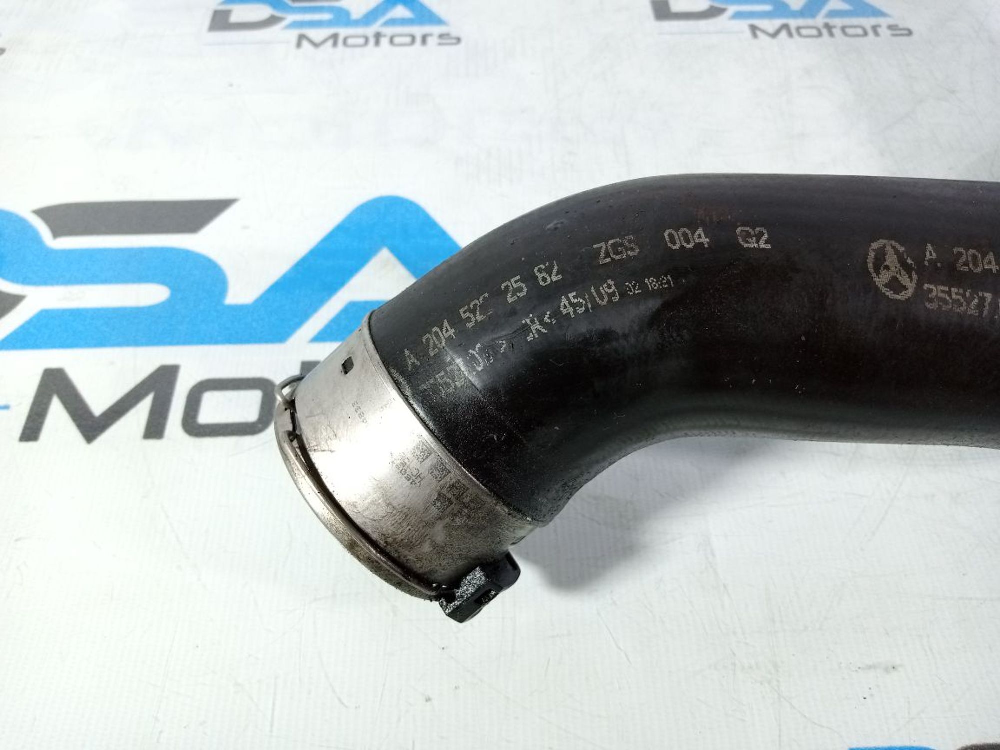 https://ycs.partsauto.market/partsauto-images/thmbs/userImages/b7628e092085f1f91467af1afb6e7630/part/86903ea1-311f-4831-85c8-48af77fd55b0_1741115312175.jpg