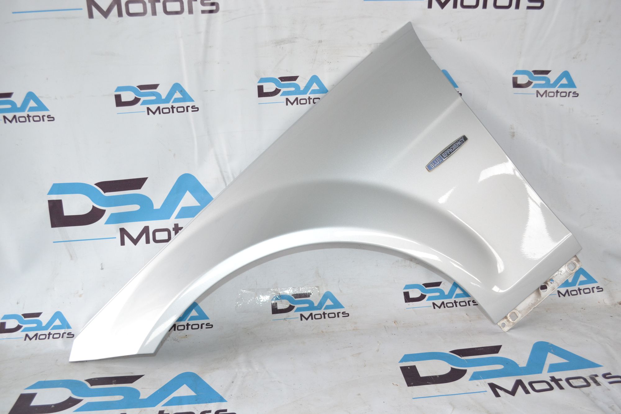 https://ycs.partsauto.market/partsauto-images/thmbs/userImages/b7628e092085f1f91467af1afb6e7630/part/86a5f1eb-60cb-4a2a-93bc-3765f37ba27b_1784111678935.jpg