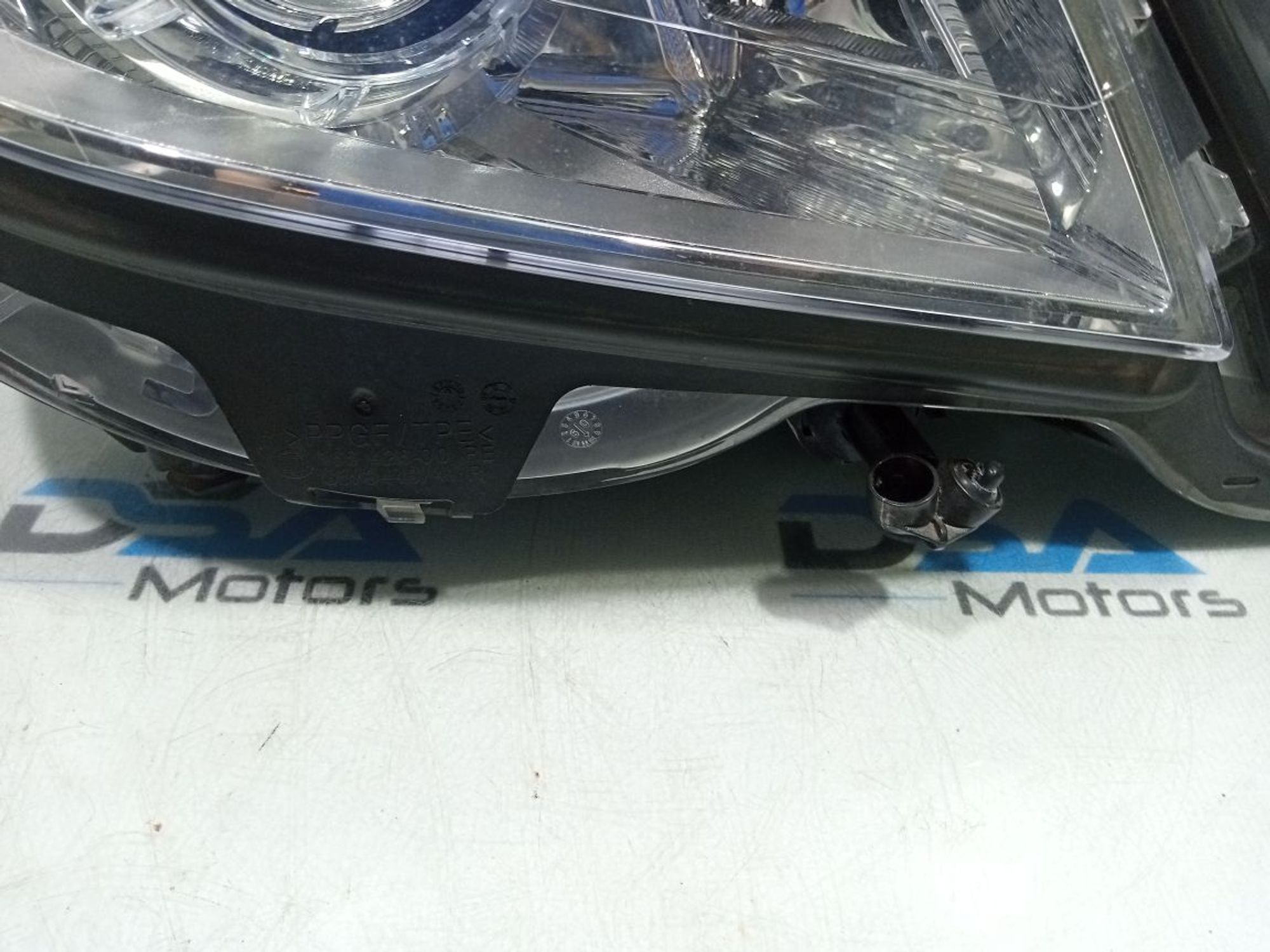 https://ycs.partsauto.market/partsauto-images/thmbs/userImages/b7628e092085f1f91467af1afb6e7630/part/86be8523-bb46-4f52-acb6-59ac409dbc1b_1749037635240.jpg