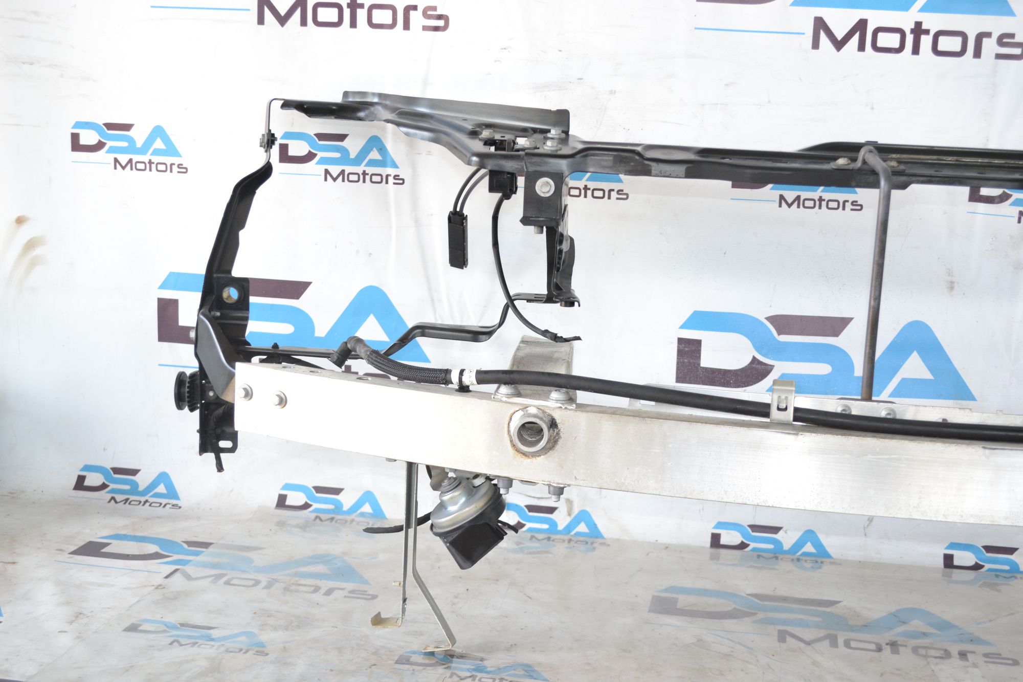 https://ycs.partsauto.market/partsauto-images/thmbs/userImages/b7628e092085f1f91467af1afb6e7630/part/86cfeb51-5512-41b0-80e4-ee20014c0bce_1785421223252.jpg