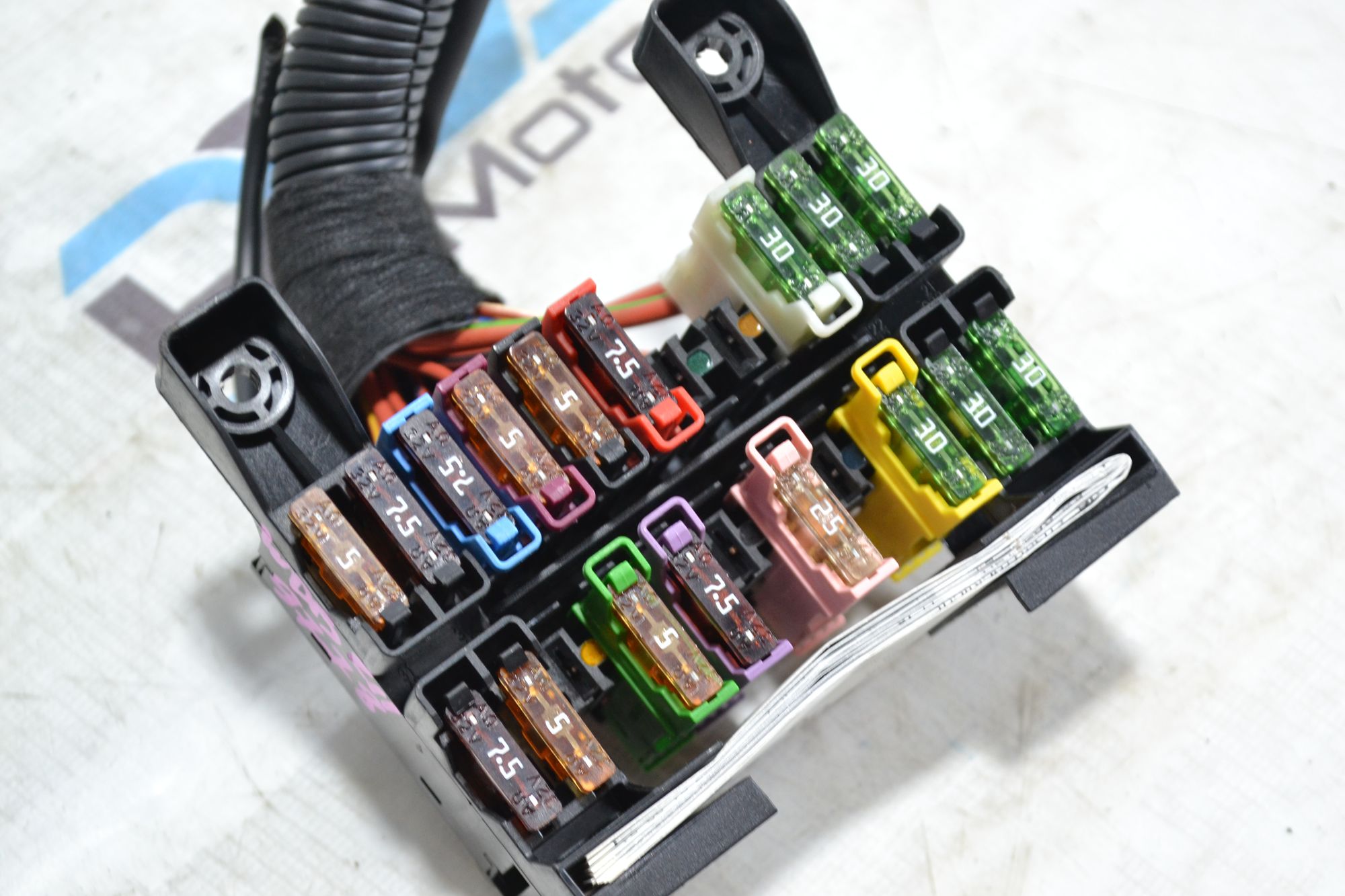 https://ycs.partsauto.market/partsauto-images/thmbs/userImages/b7628e092085f1f91467af1afb6e7630/part/86ef8c5b-ab73-4117-9785-21f24f0fe706_1781595842463.jpg