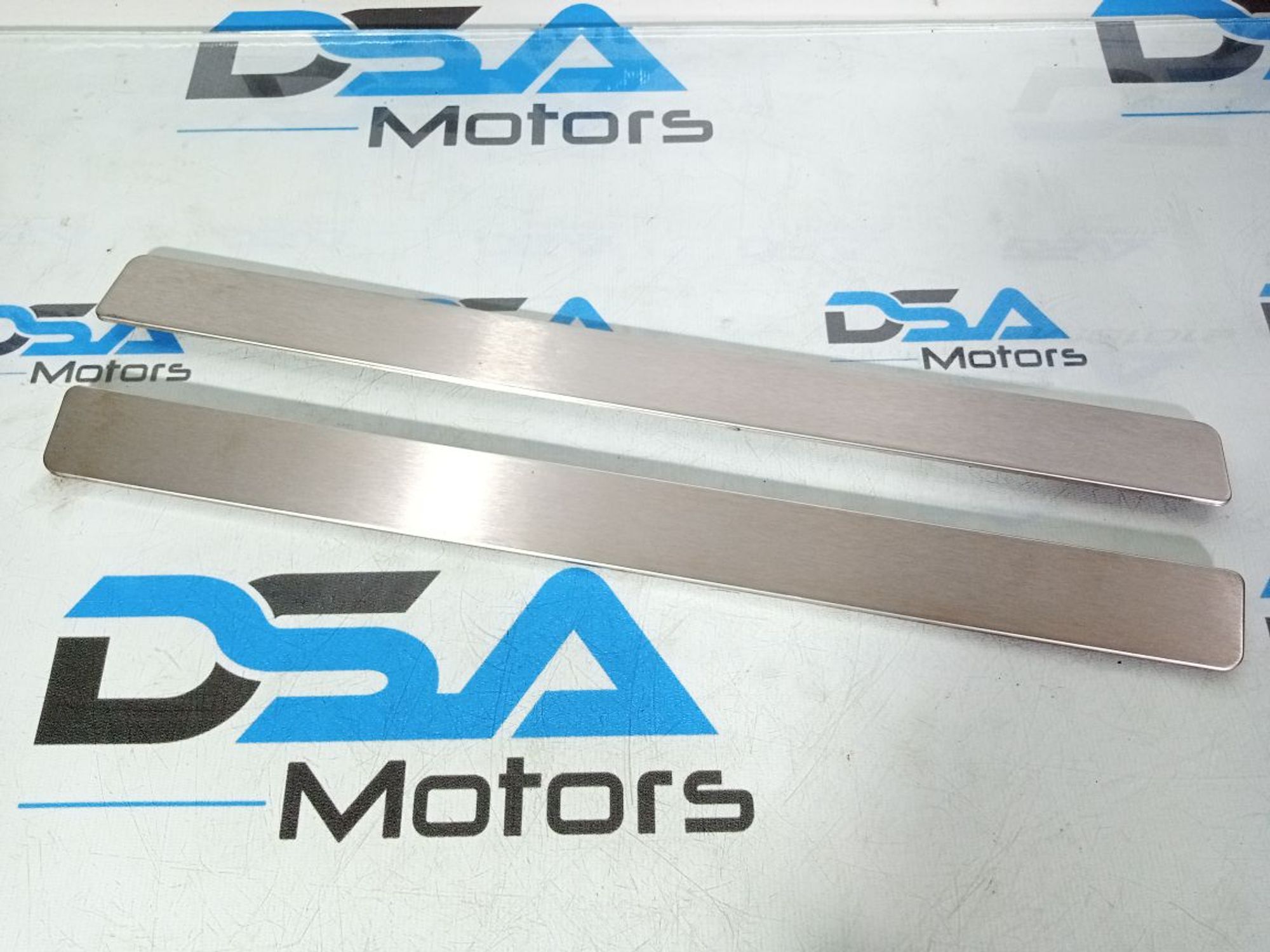 https://ycs.partsauto.market/partsauto-images/thmbs/userImages/b7628e092085f1f91467af1afb6e7630/part/86efdf86-1f59-4de7-a2b1-b946c492a01c_1747338577125.jpg