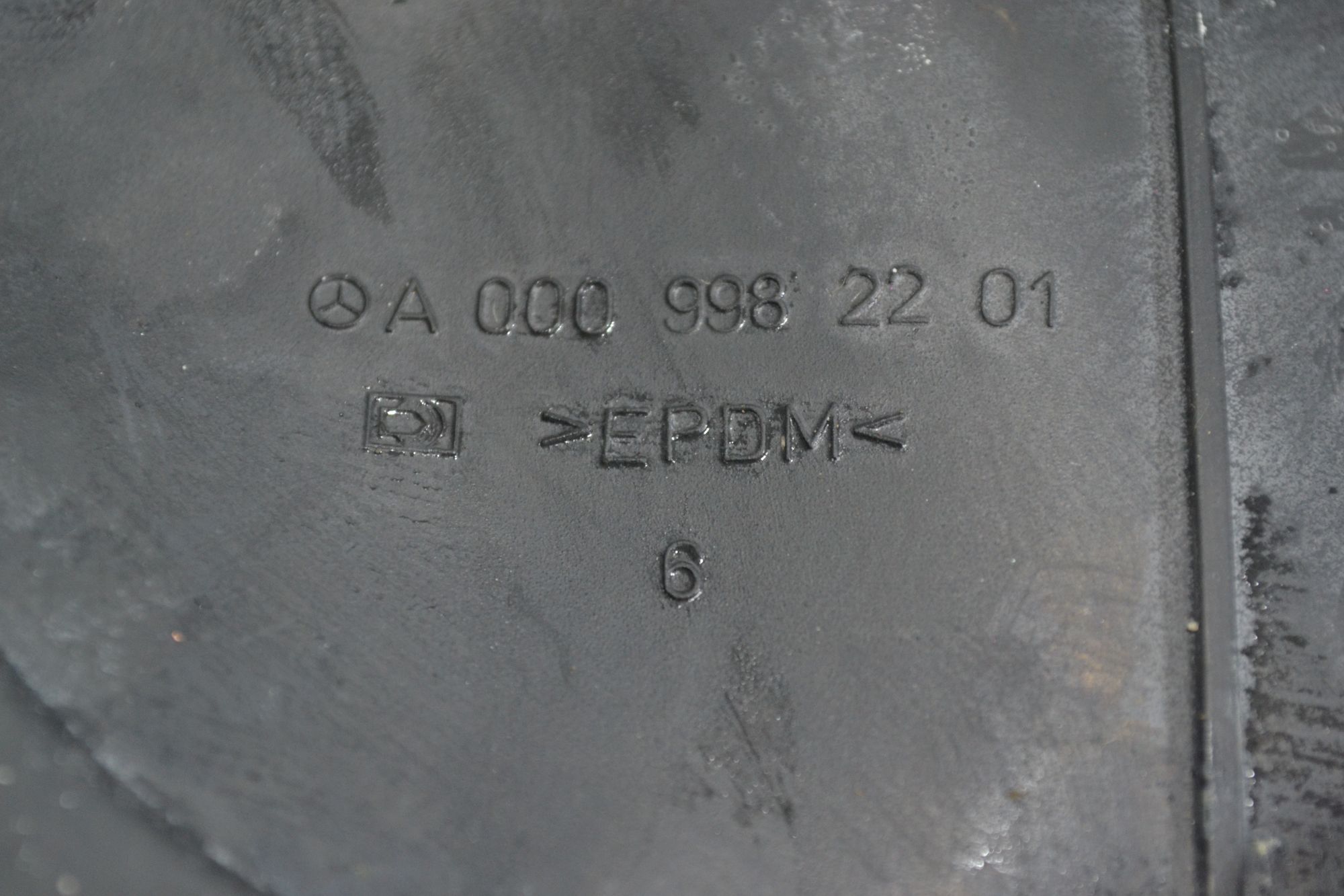 https://ycs.partsauto.market/partsauto-images/thmbs/userImages/b7628e092085f1f91467af1afb6e7630/part/870e7078-53ba-4297-90c0-8c6f3bf85b2d_1779370187250.jpg