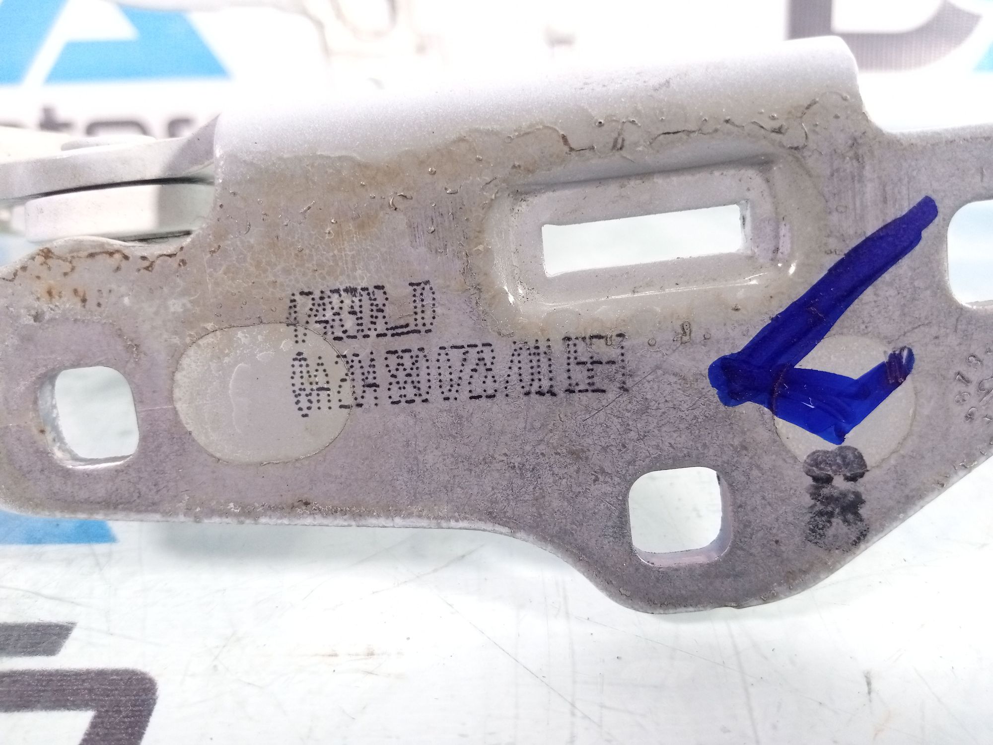 https://ycs.partsauto.market/partsauto-images/thmbs/userImages/b7628e092085f1f91467af1afb6e7630/part/8732cb6c-be98-49ce-a8a8-4ba8c46ba20b_1719996943201.jpg