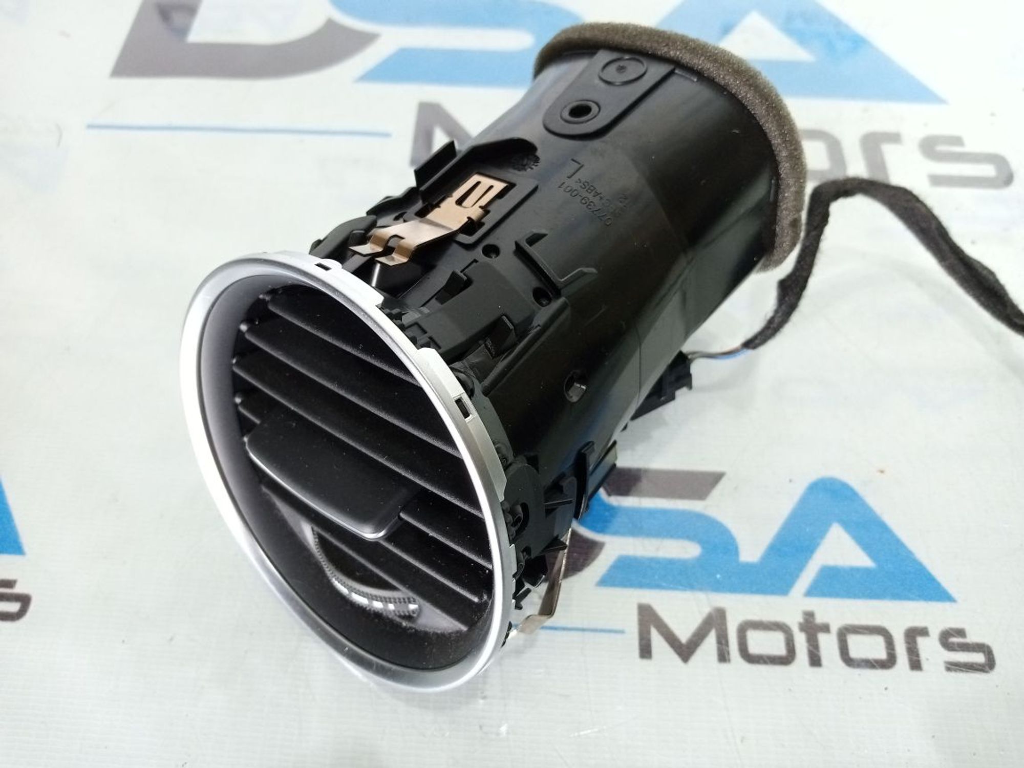 https://ycs.partsauto.market/partsauto-images/thmbs/userImages/b7628e092085f1f91467af1afb6e7630/part/876c6c5d-94cb-4ebc-9e55-50320c9738c8_1733848871828.jpg