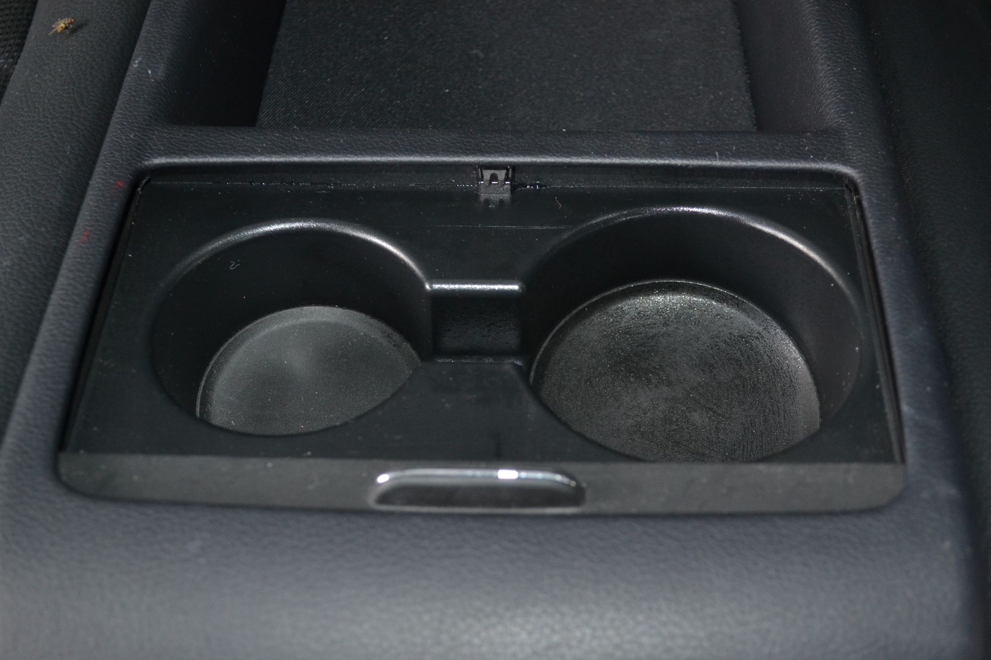 https://ycs.partsauto.market/partsauto-images/thmbs/userImages/b7628e092085f1f91467af1afb6e7630/part/876fe28f-c6a0-4581-a6f3-4eb89687e795_1783692071925.jpg
