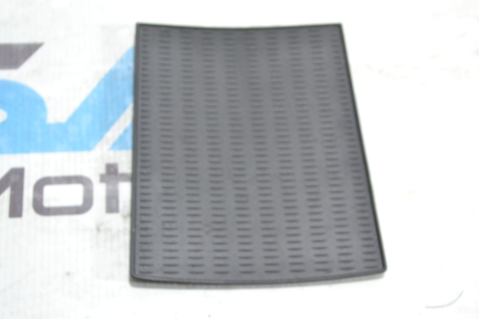 https://ycs.partsauto.market/partsauto-images/thmbs/userImages/b7628e092085f1f91467af1afb6e7630/part/8804b48c-0659-4881-a2c5-ad36d48f7276_1780573080143.jpg