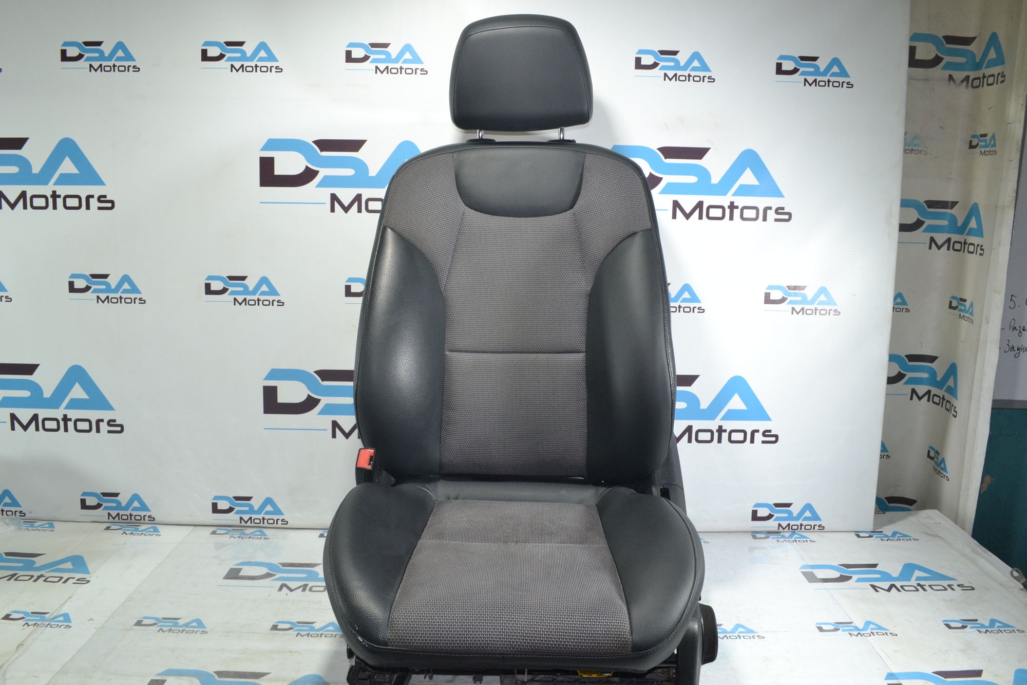 Сиденье переднее левое Mercedes-Benz  W204/S204/С204, 8000 рублей, Кореновск