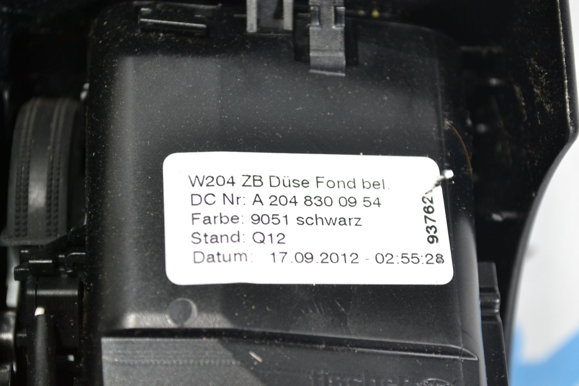 https://ycs.partsauto.market/partsauto-images/thmbs/userImages/b7628e092085f1f91467af1afb6e7630/part/88600718-db95-4fce-8239-2e938822296f_1780059590675.jpg