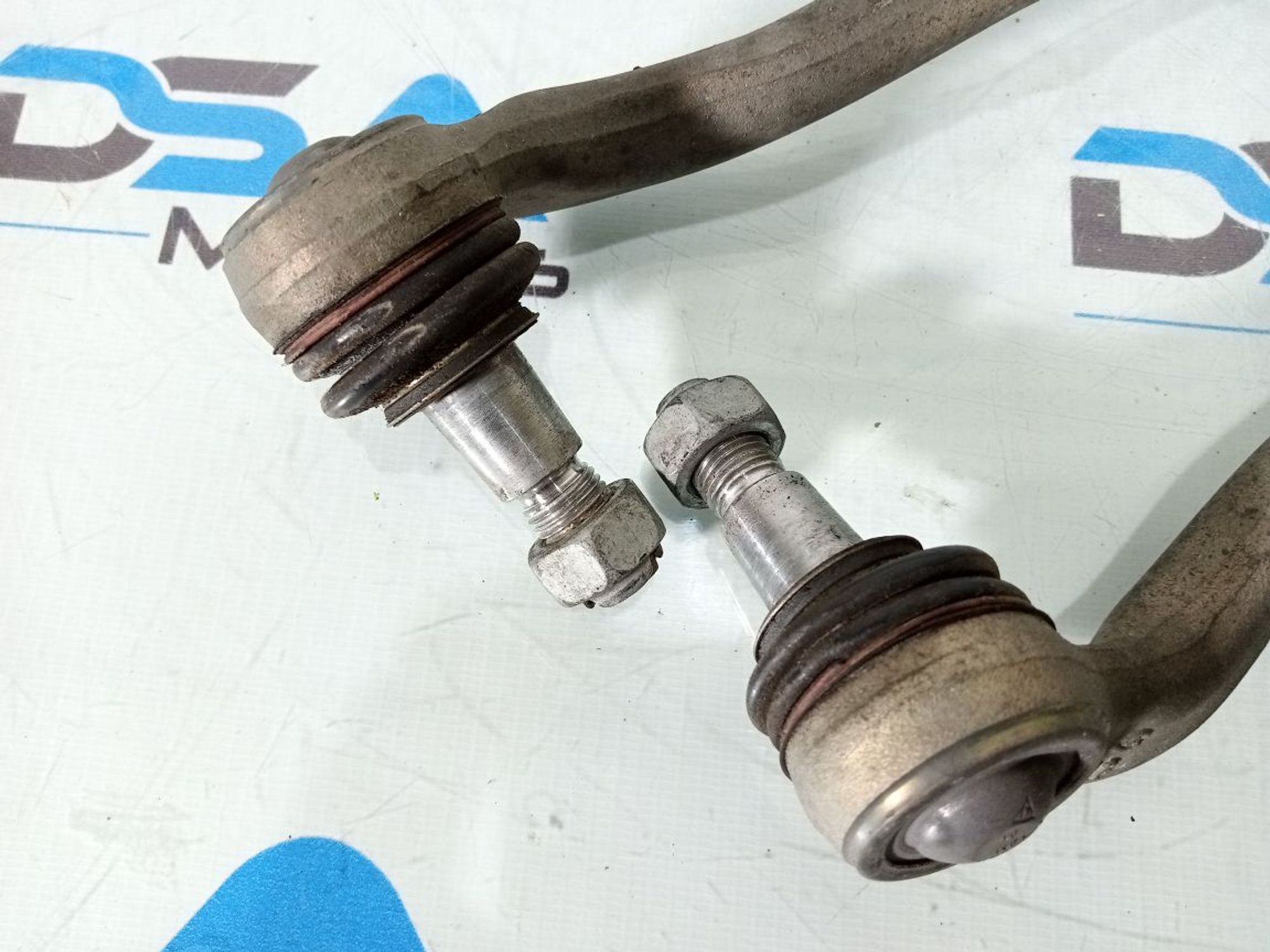 https://ycs.partsauto.market/partsauto-images/thmbs/userImages/b7628e092085f1f91467af1afb6e7630/part/88615e2f-bac1-4db0-accc-5b82e9cde2d4_1730908498586.jpg