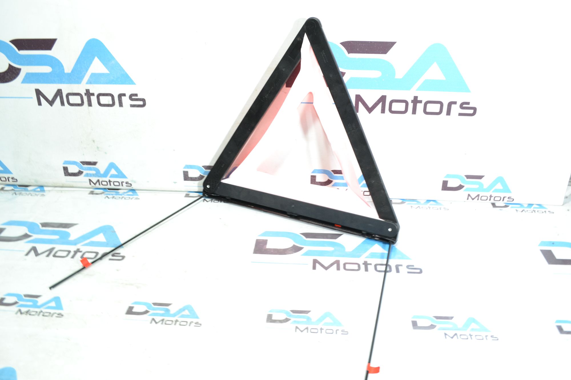 Оригинальный знак аварийной остановки BMW, 900 рублей, Кореновск